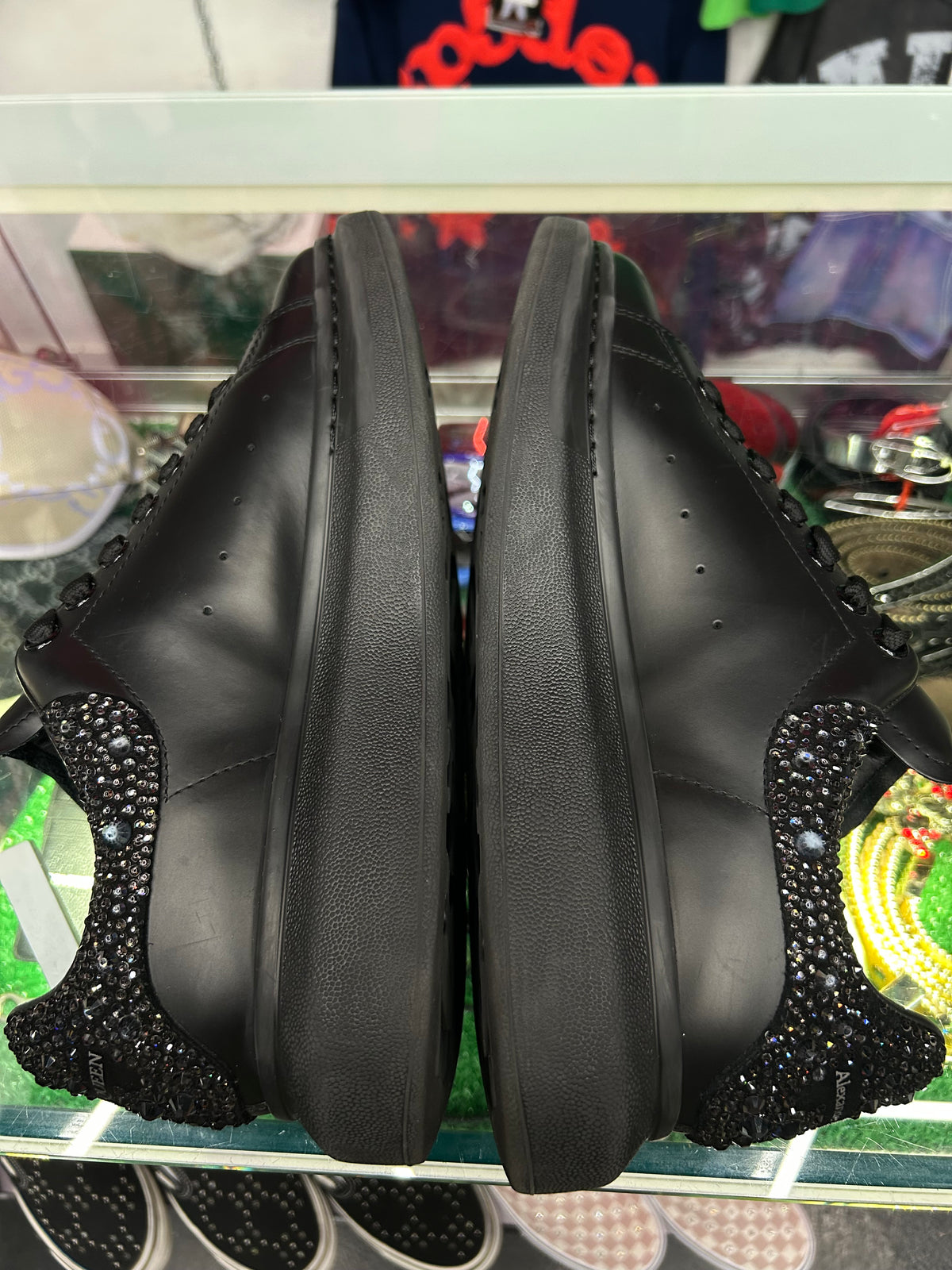 ALEXANDER MCQUEEN OVERSIZED “BLACK” (PRE-OWNED W/ BOX)