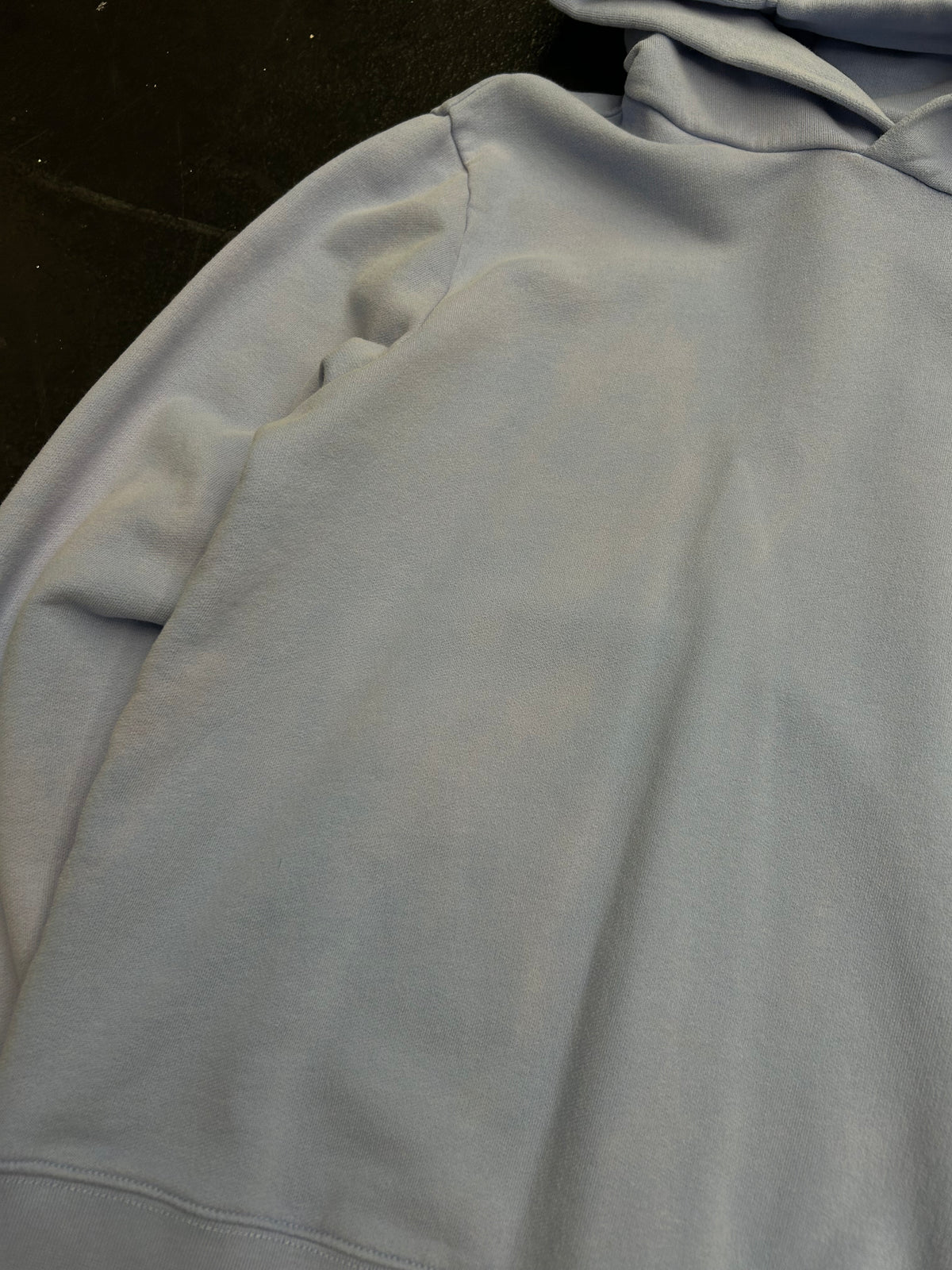 MONCLER LOGO APPLIQUÉD LIGHT BLUE HOODIE (PRE-OWNED W/ BLEACH STAINS)