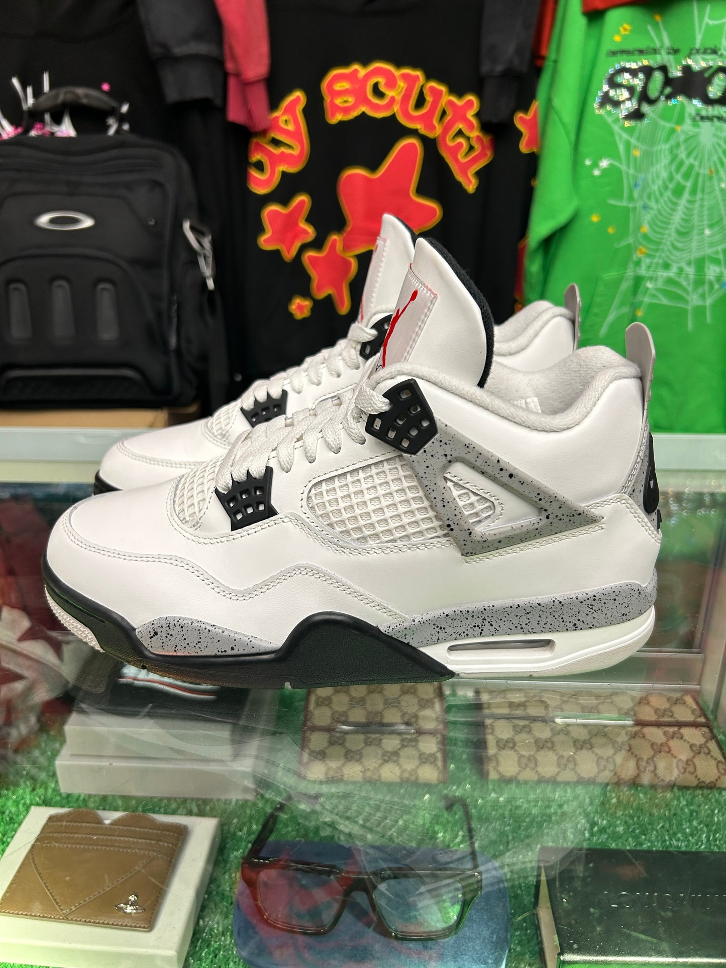 JORDAN 4 RETRO WHITE CEMENT GREY (PRE-OWNED / WITH BOX)