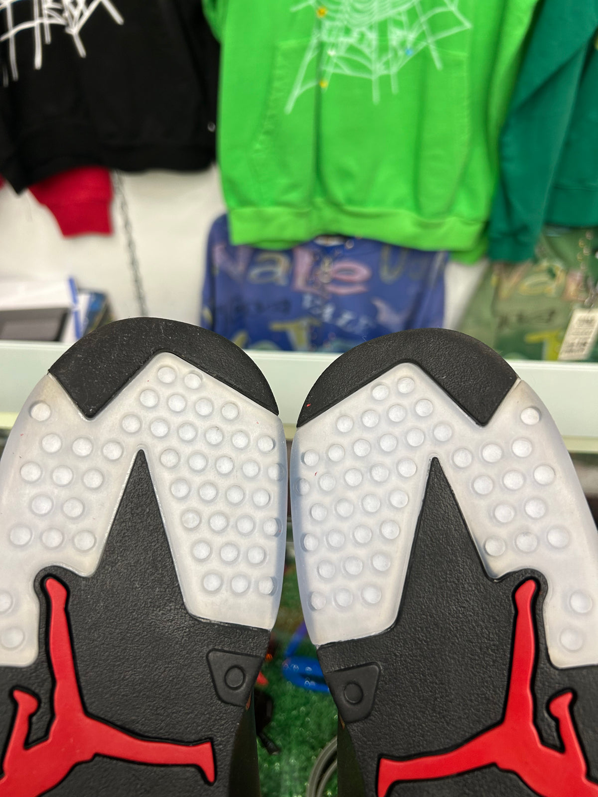 JORDAN 6 TORO BRAVO (PRE-OWNED W/ BOX)