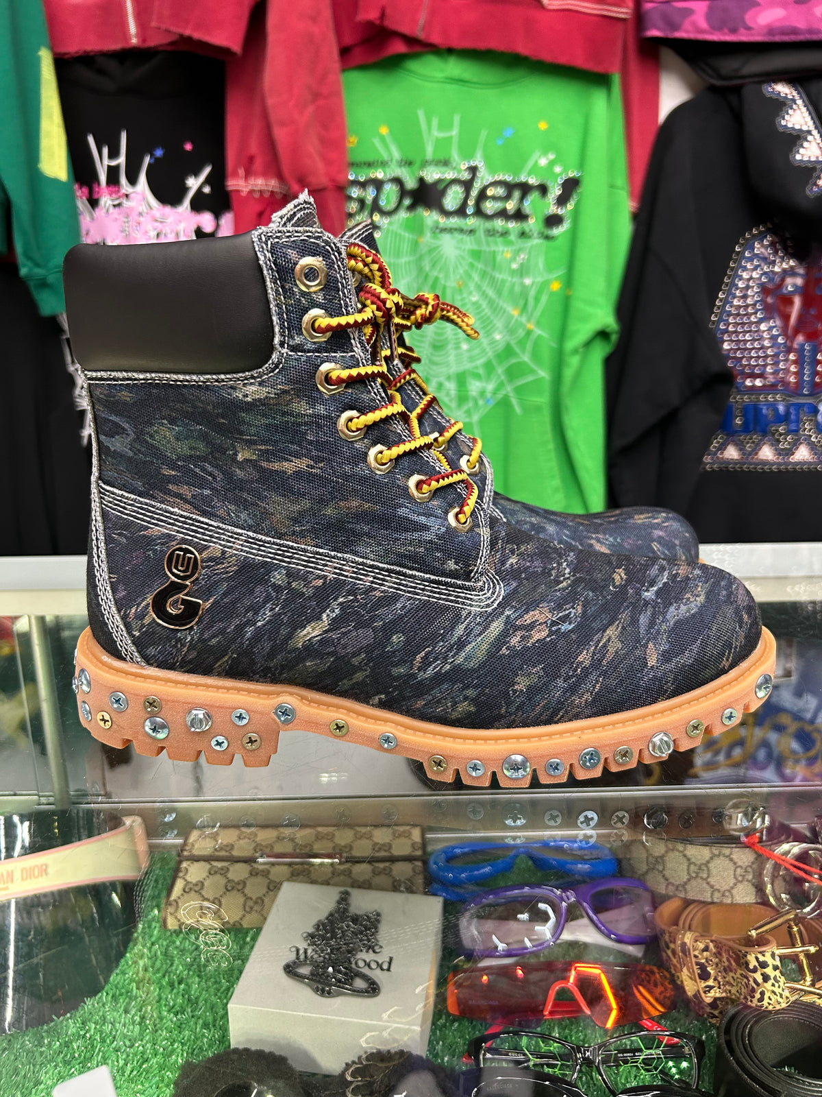 GREEDY UNIT GLITCH CAMO SCREW BOOTS (BRAND NEW)