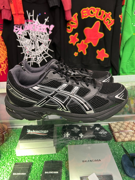 ASICS GEL-1130 BLACK/ PURE SILVER (PRE-OWNED W/ BOX)