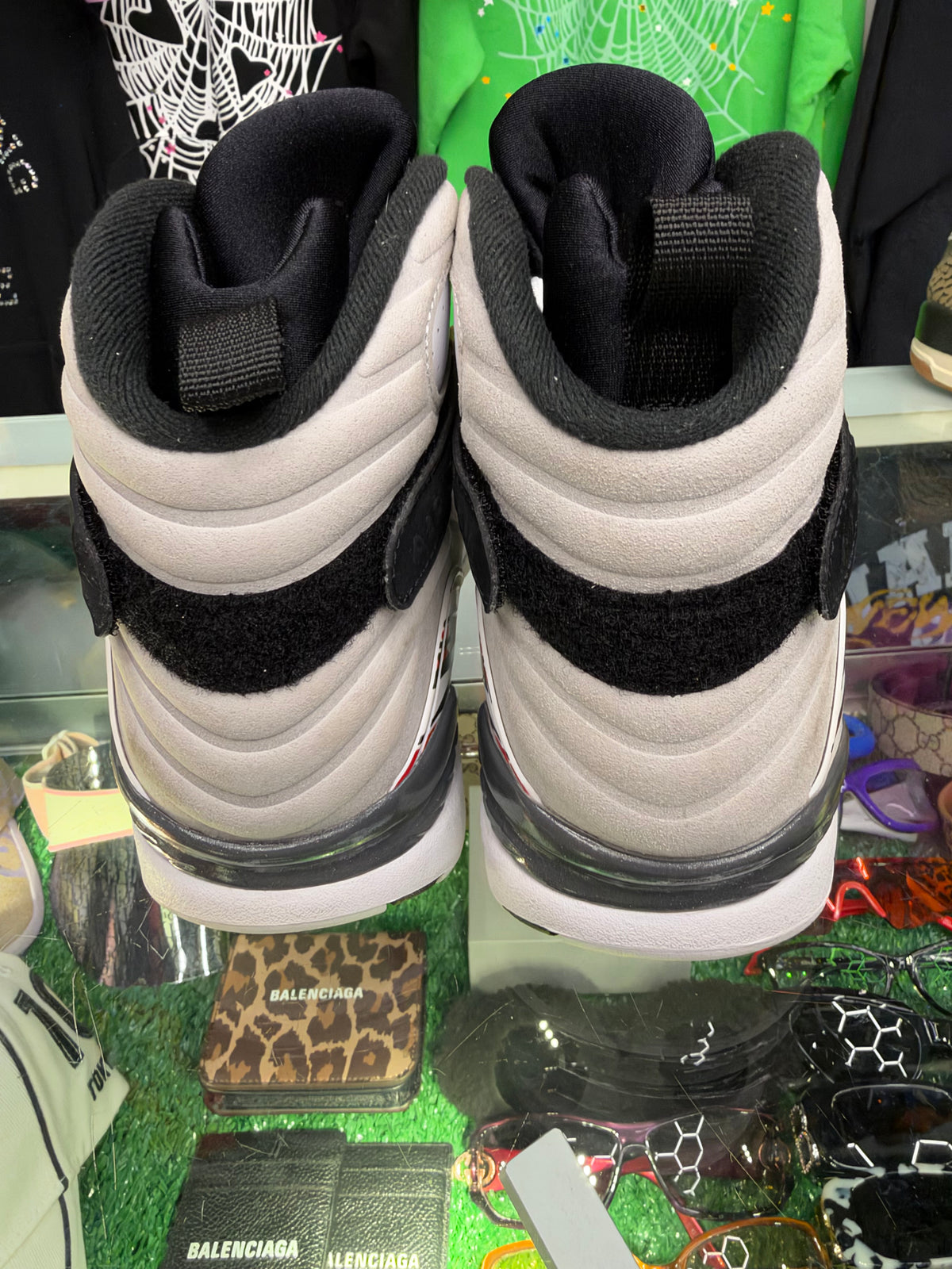 JORDAN 8 BUGS BUNNY (PRE-OWNED)