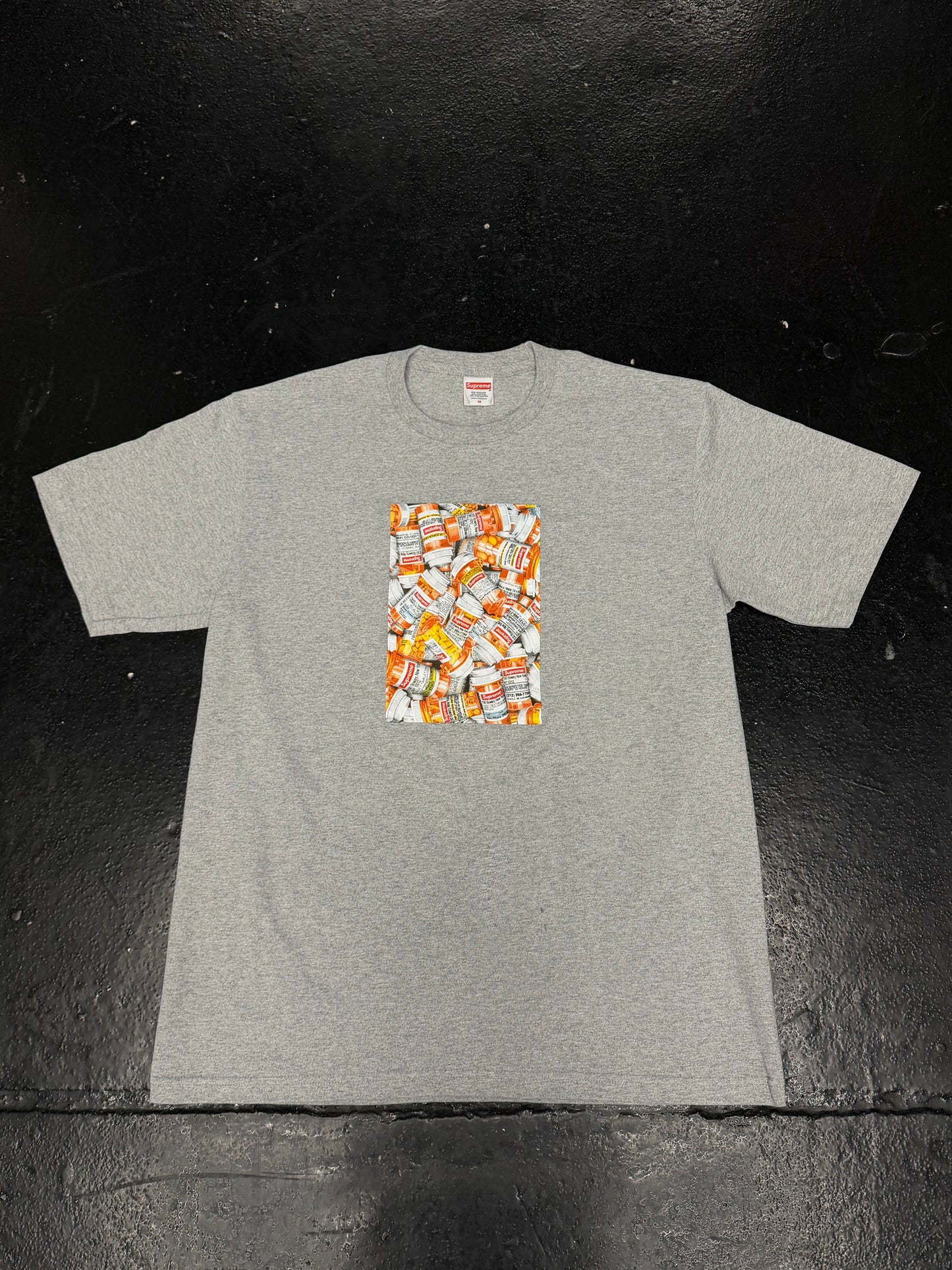 SUPREME PILLS TEE (BRAND NEW)