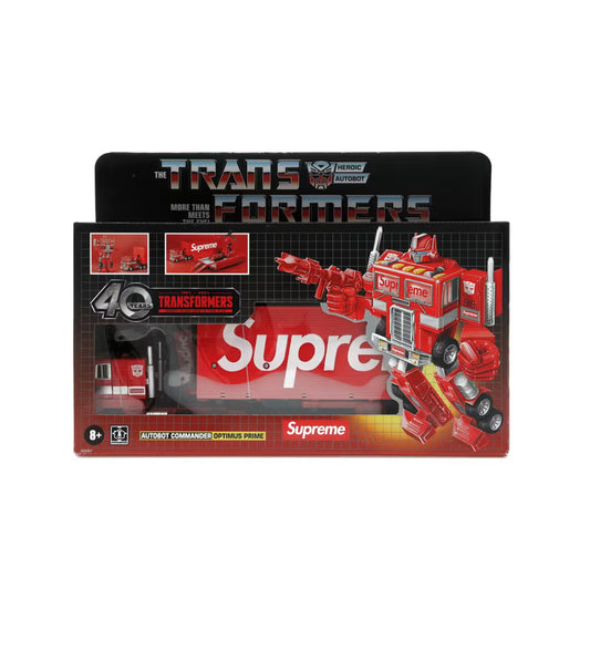 SUPREME TRANSFORMERS G1 OPTIMUS PRIME FIGURE (BRAND NEW)