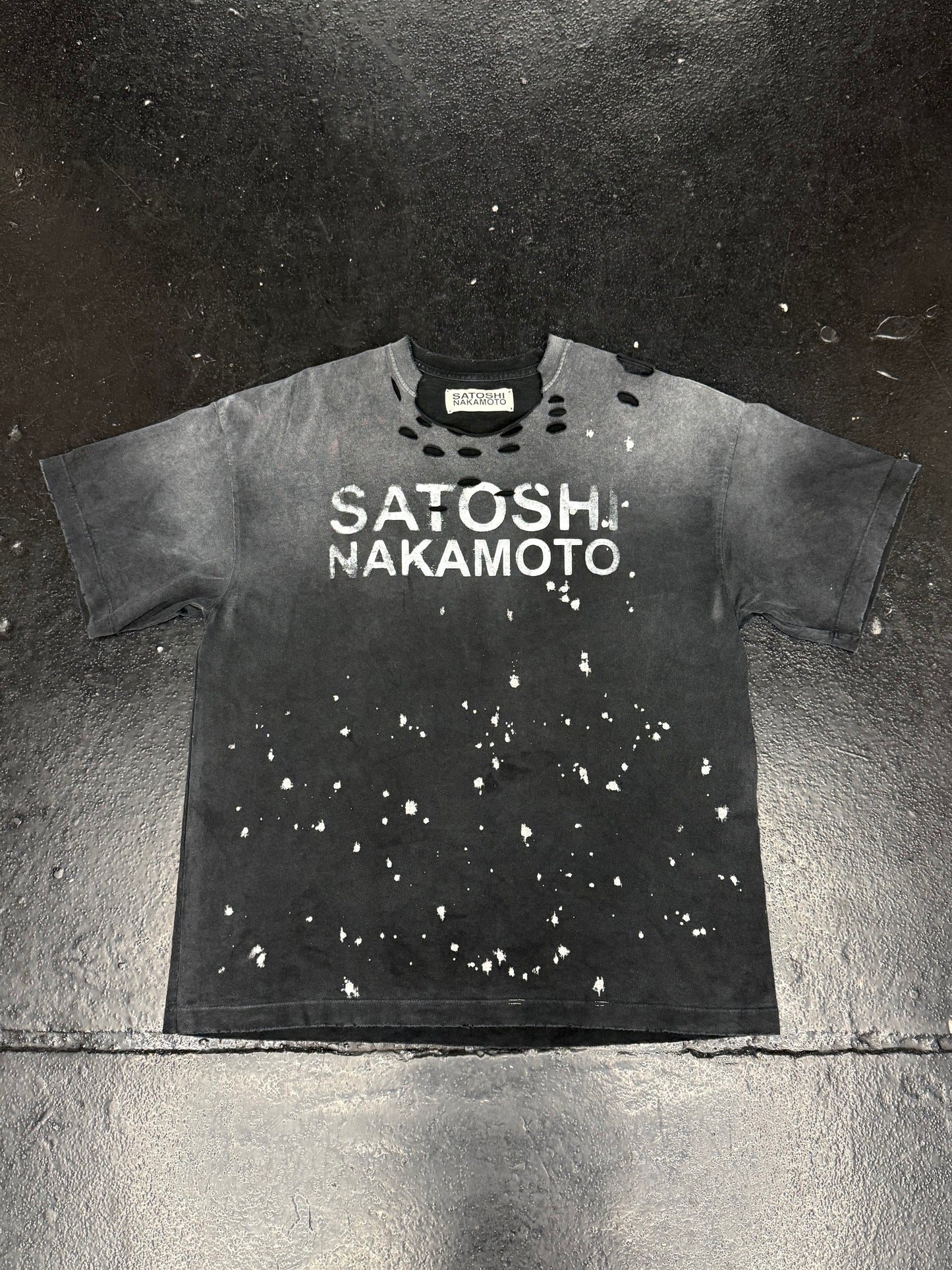 SATOSHI NAKAMOTO DESTROYED LUKE TEE (PRE-OWNED)