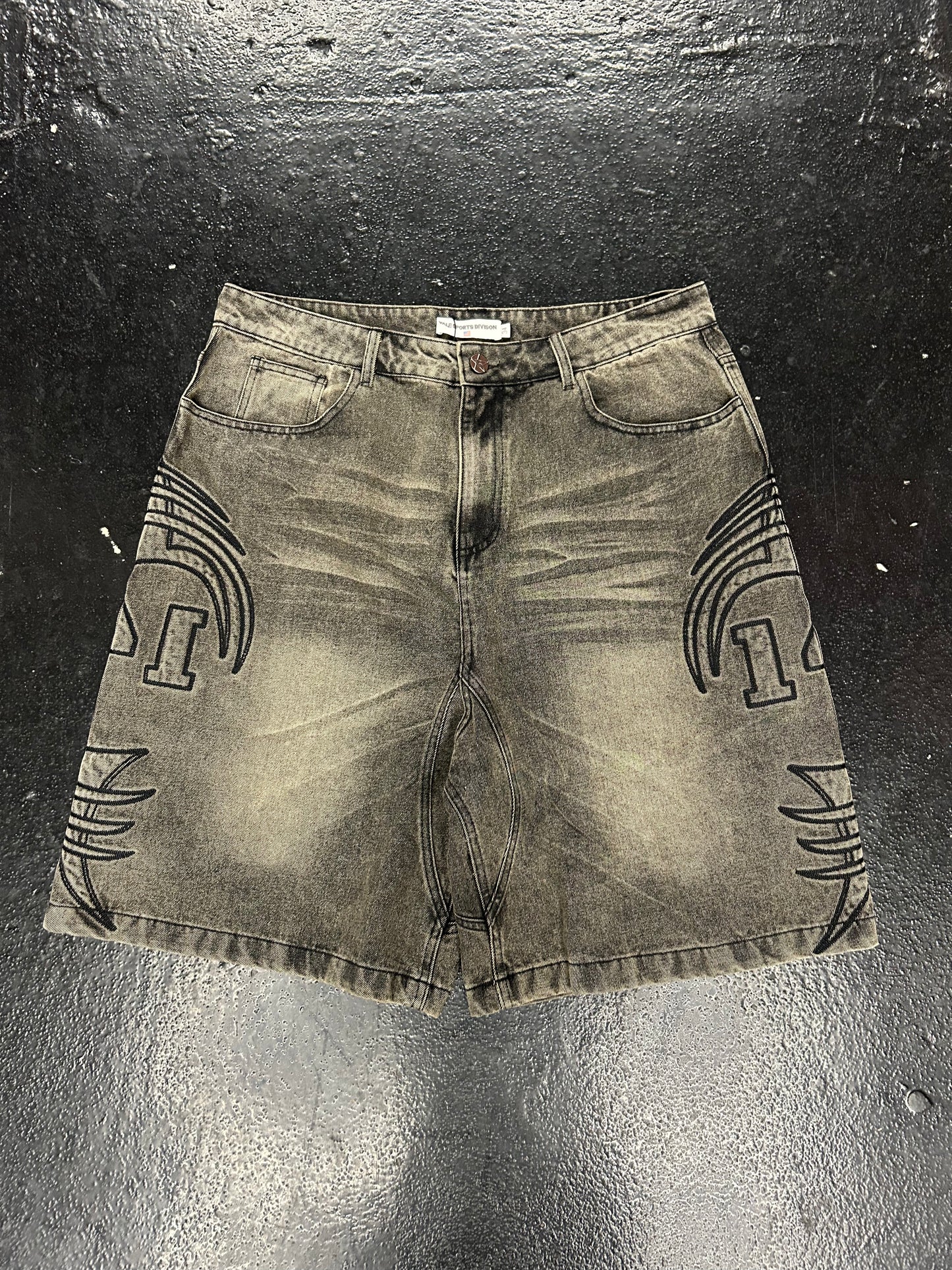 VALE VALLEY SPORTS DENIM SHORTS (BRAND NEW)