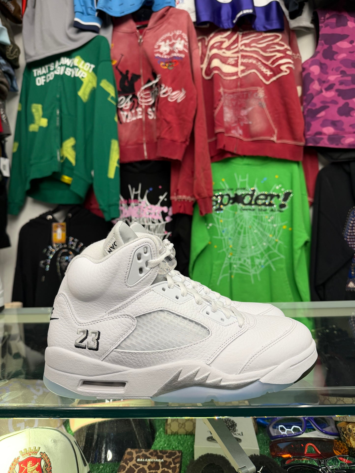 JORDAN 5 WHITE METALLIC (PRE-OWNED W/ BOX)