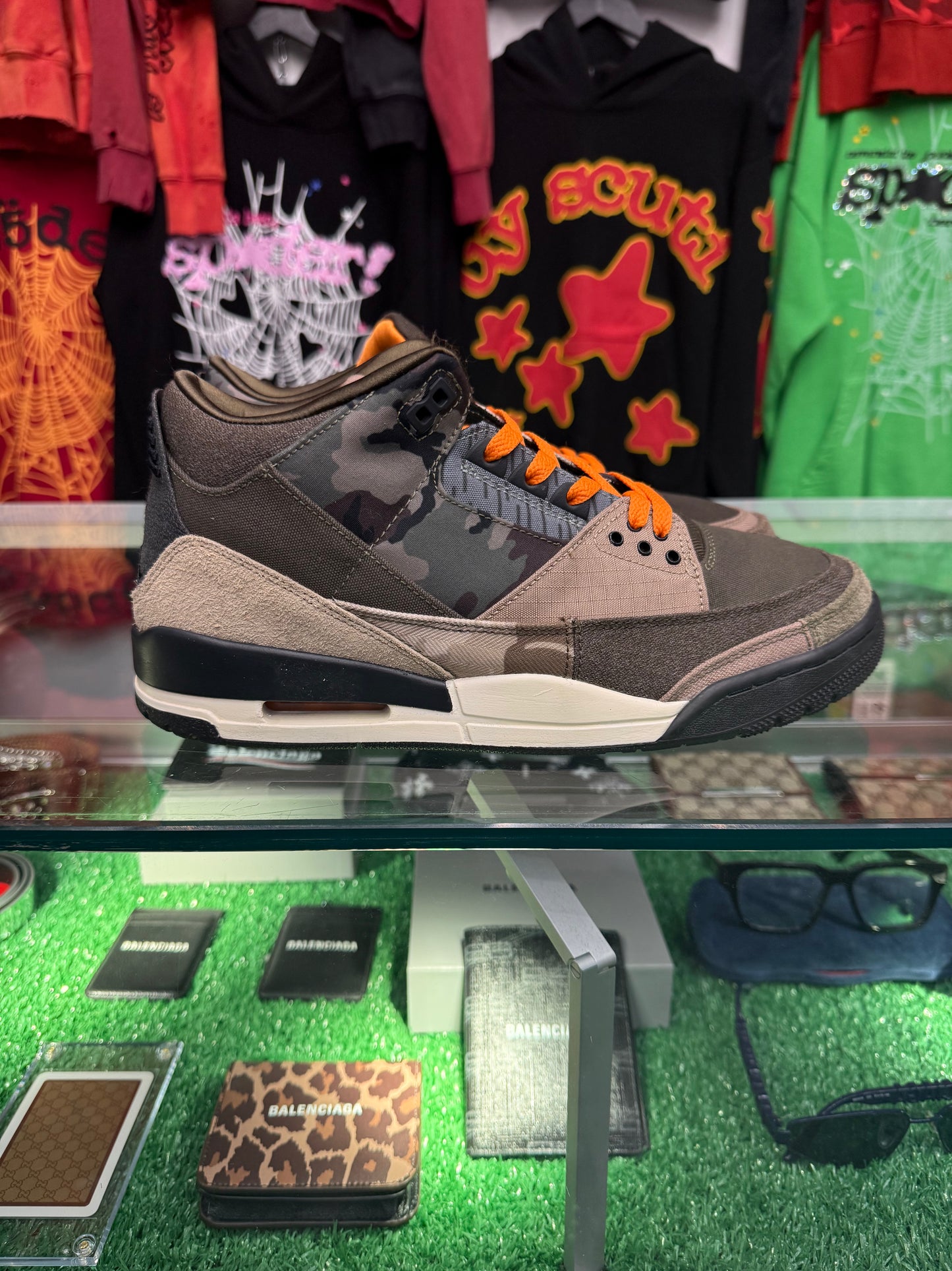 JORDAN 3 RETRO PATCHWORK (PRE-OWNED NO BOX)