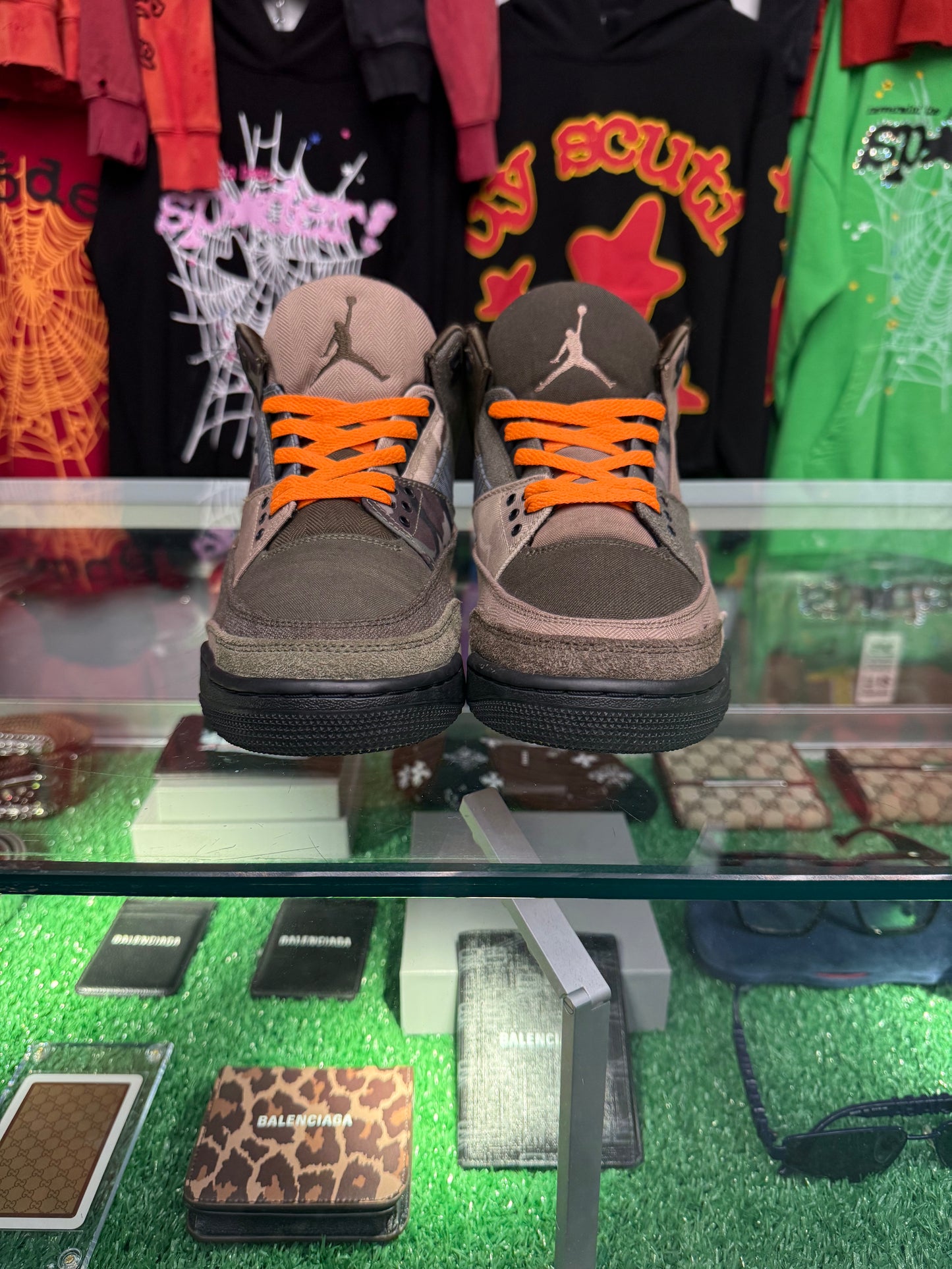 JORDAN 3 RETRO PATCHWORK (PRE-OWNED NO BOX)
