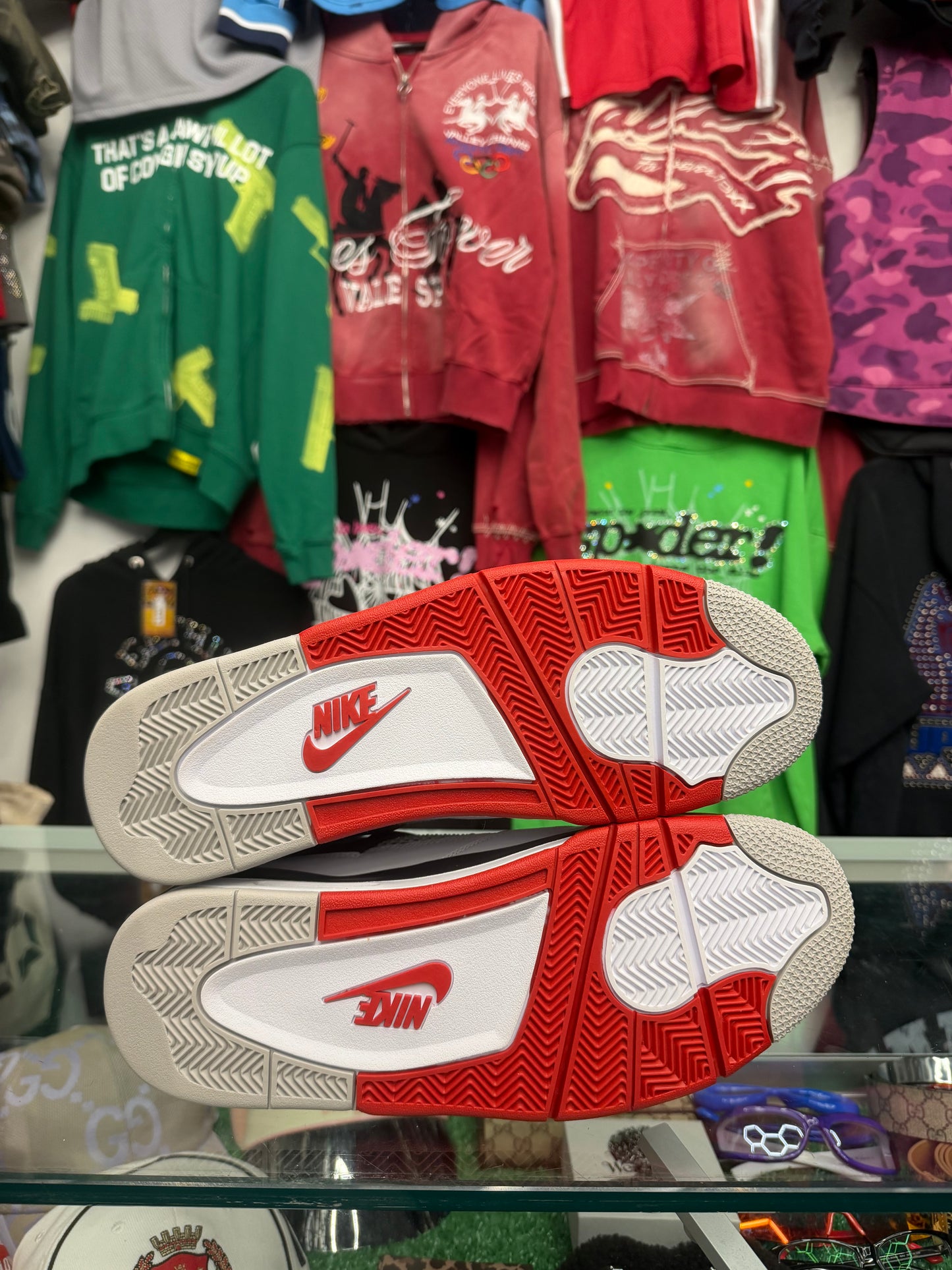 JORDAN 4 FIRE RED (PRE-OWNED W/ BOX)