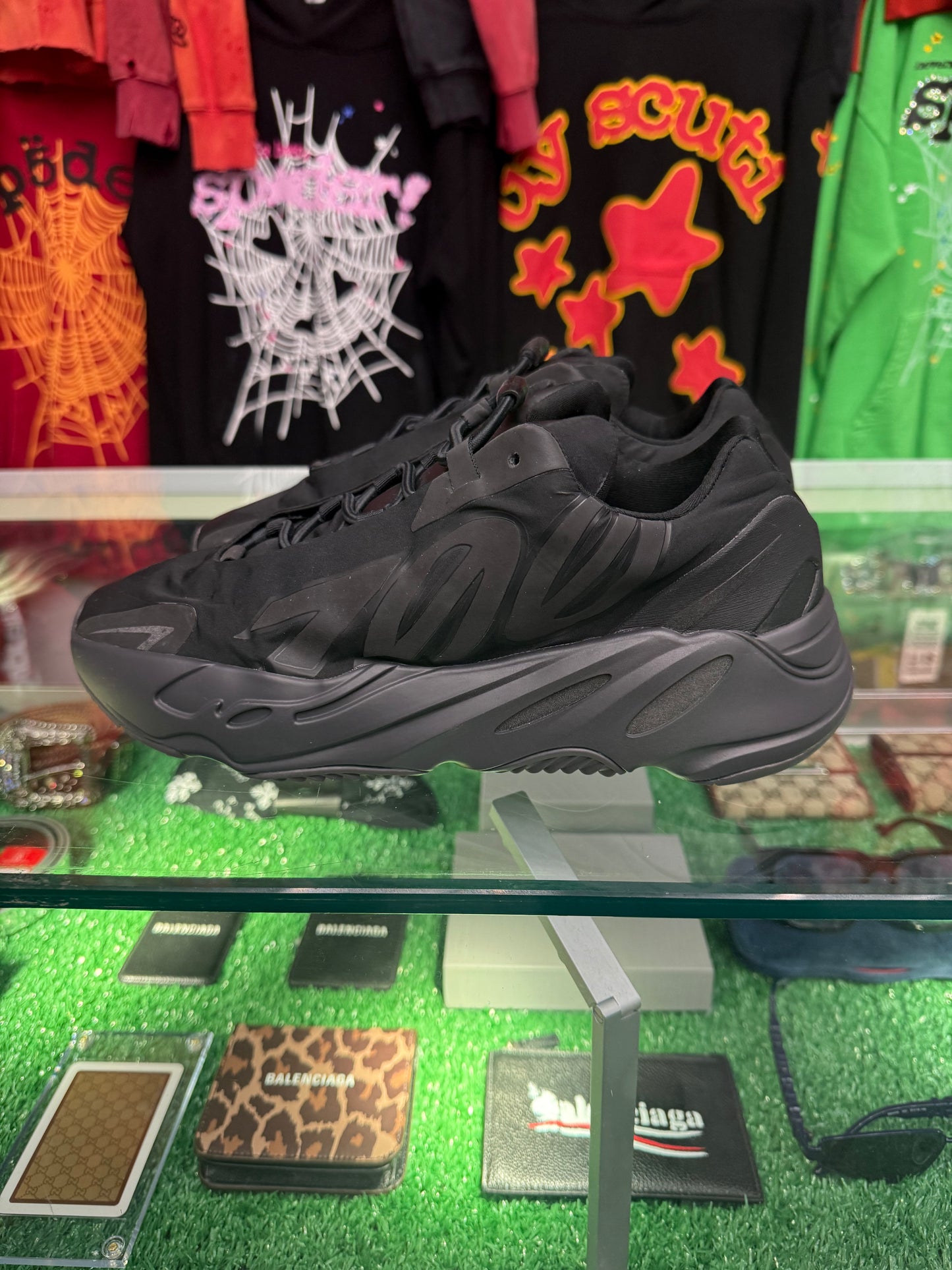ADIDAS YEEZY BOOST MNVN TRIPLE BLACK (PRE-OWNED W/ BOX)