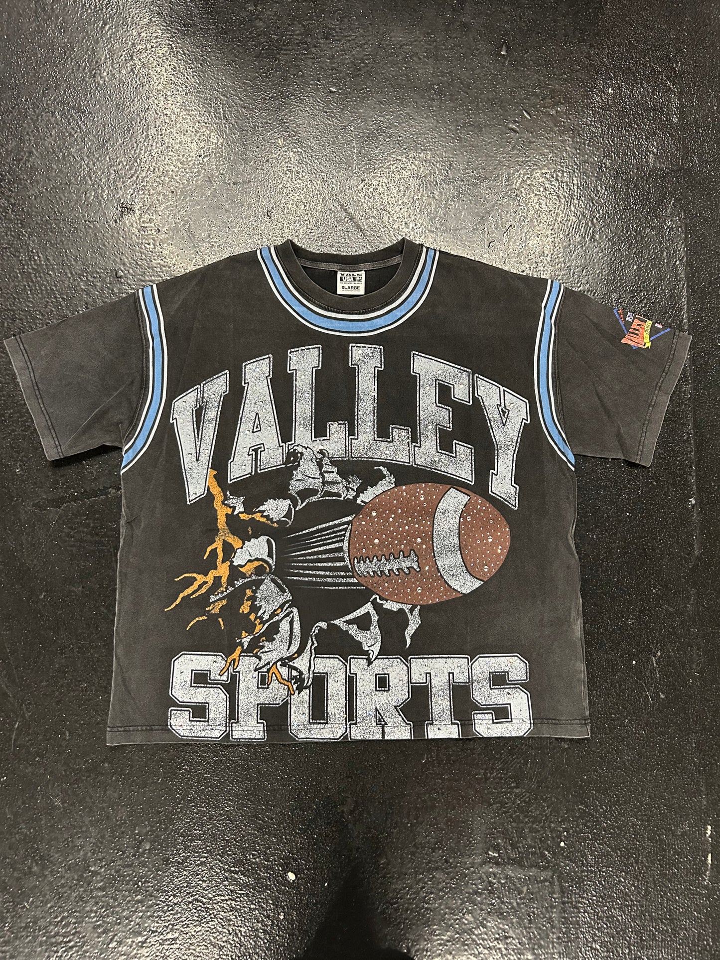 VALE BLACK BLING TEE (BRAND NEW)
