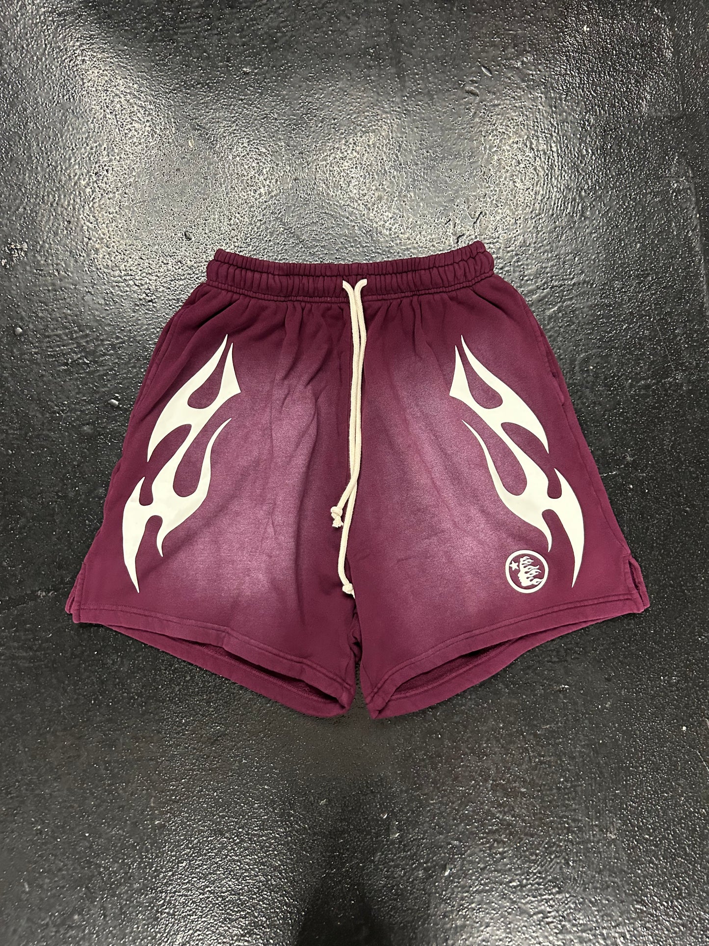 HELLSTAR FLAME BURGUNDY SWEAT SHORTS (BRAND NEW)