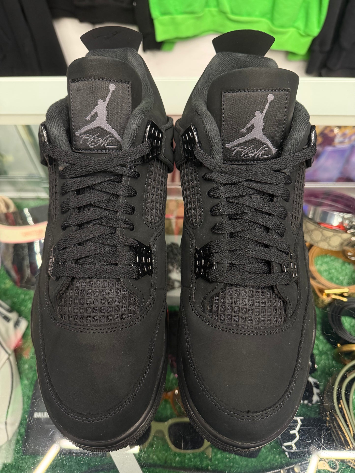 JORDAN 4 BLACK CAT (PRE-OWNED W/ BOX)