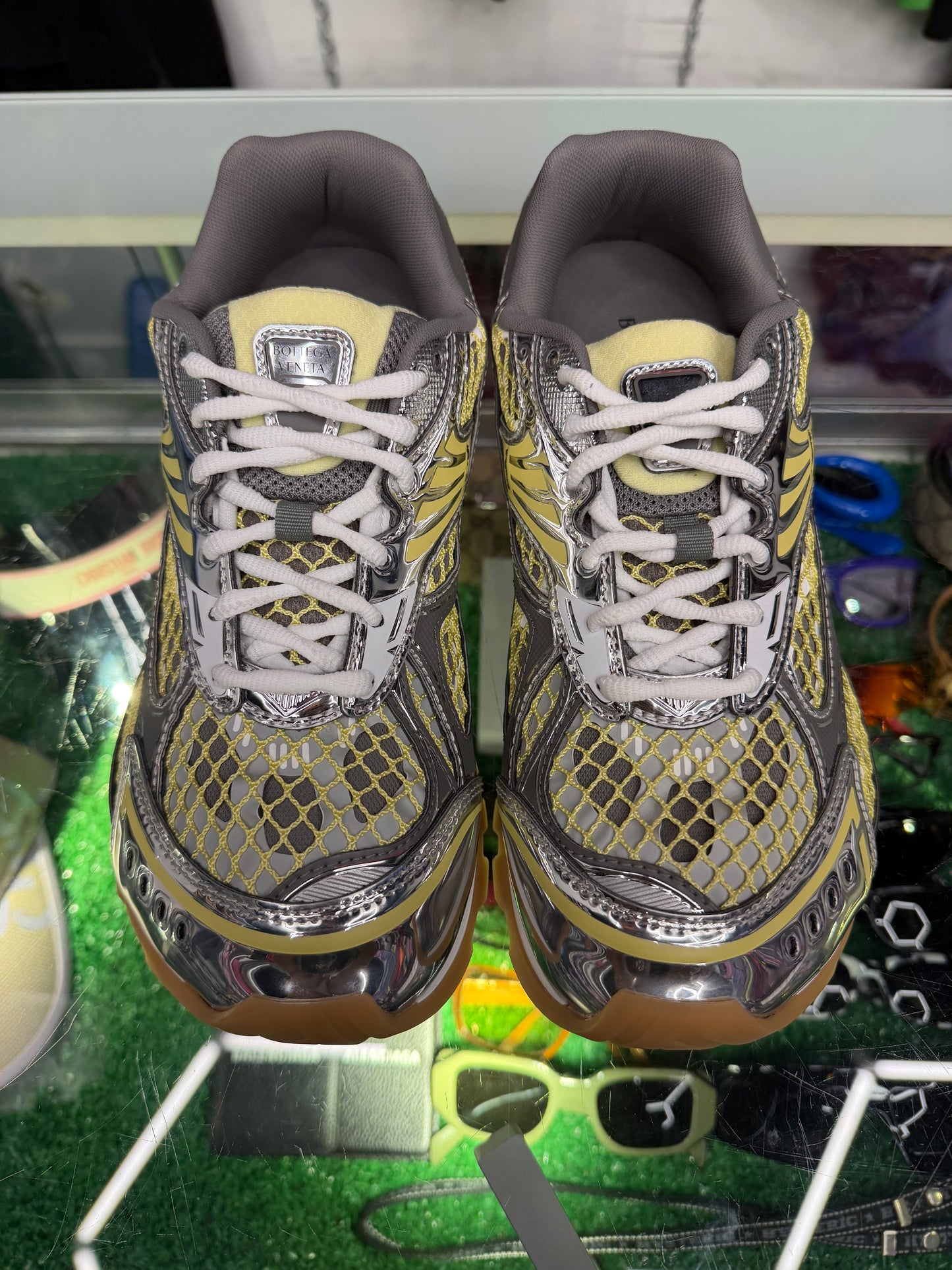 BOTTEGA VENETTA ORBIT ZESTY BASALT (PRE-OWNED W/ BOX)