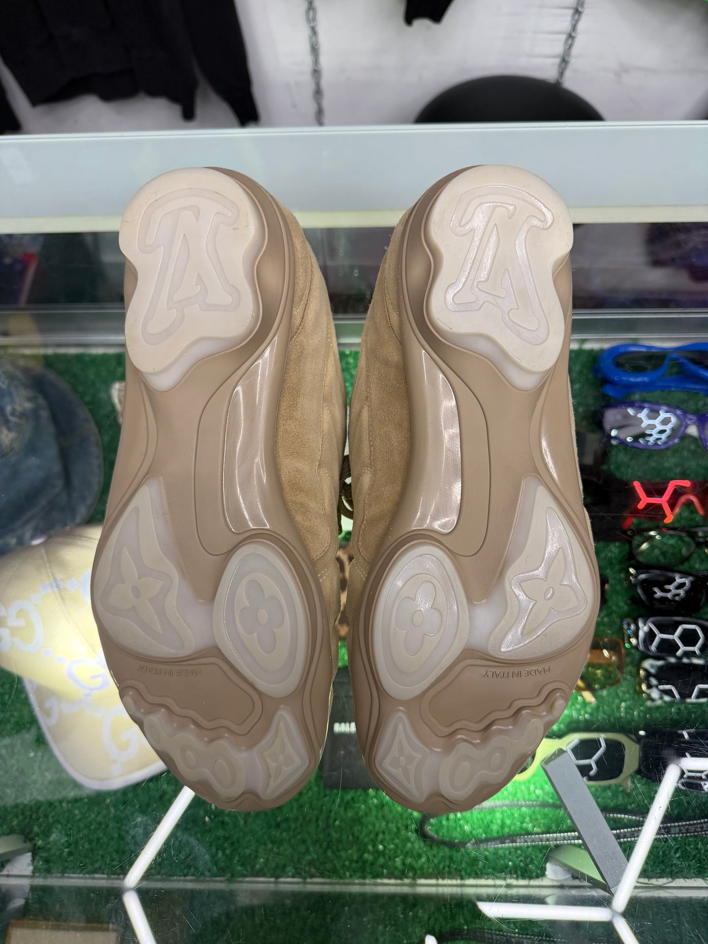 LOUIS VUITTON BEIGE FOOTPRINT (PRE-OWNED W/ BOX)