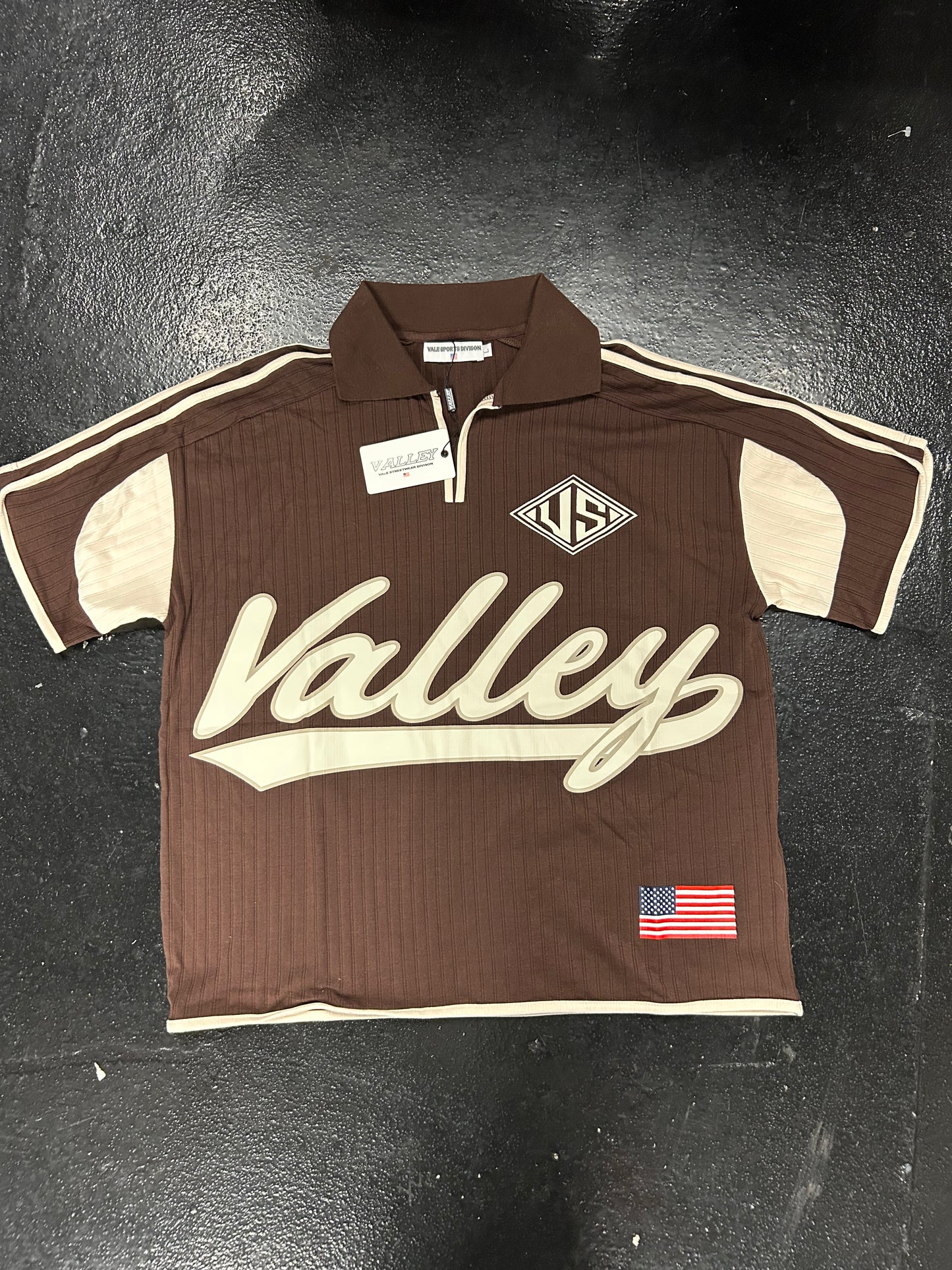 VALE VALLEY US BROWN JERSEY (BRAND NEW)