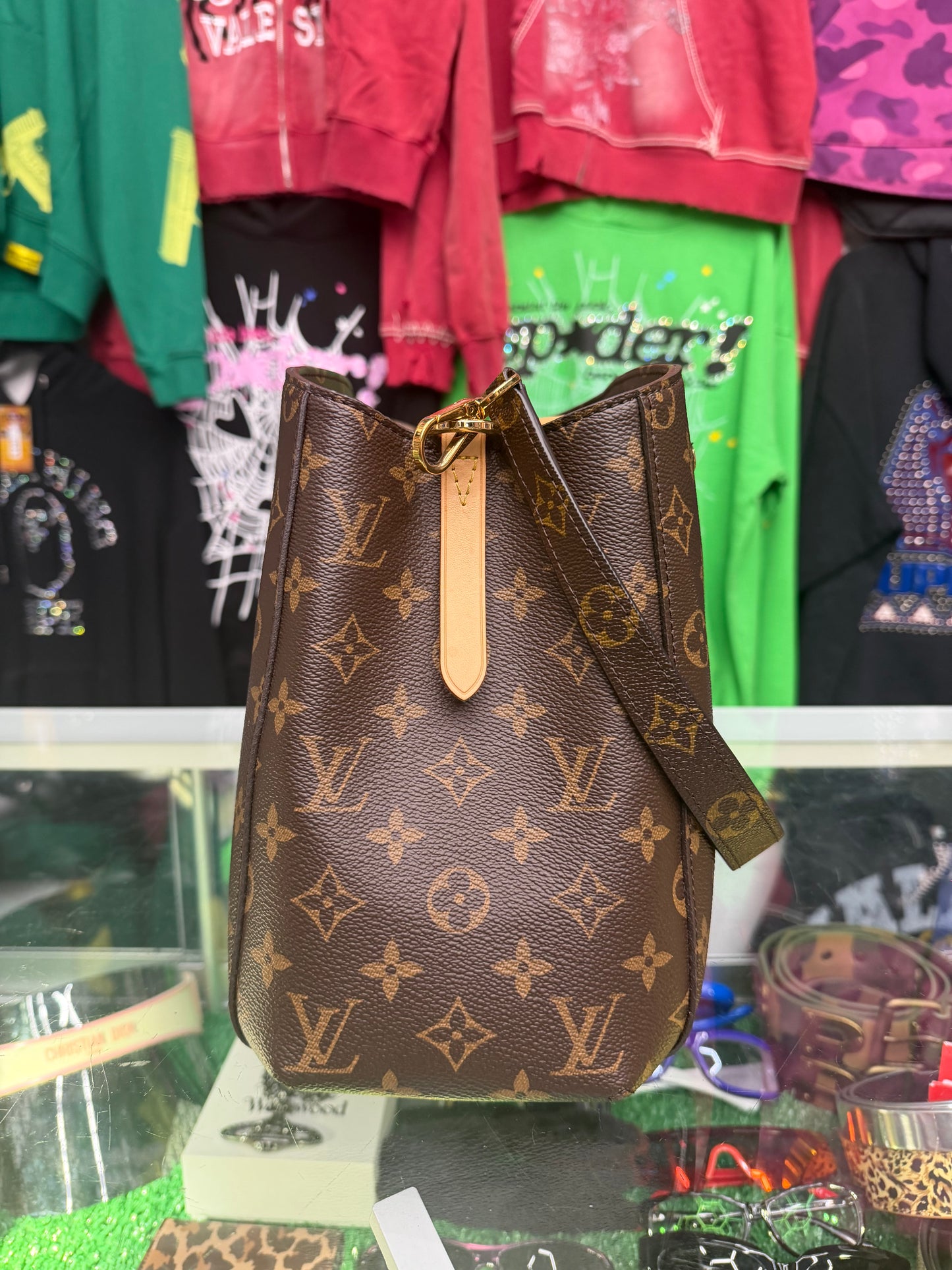 LOUIS VUITTON MONTAIGNE MM HANDBAG (PRE-OWNED)