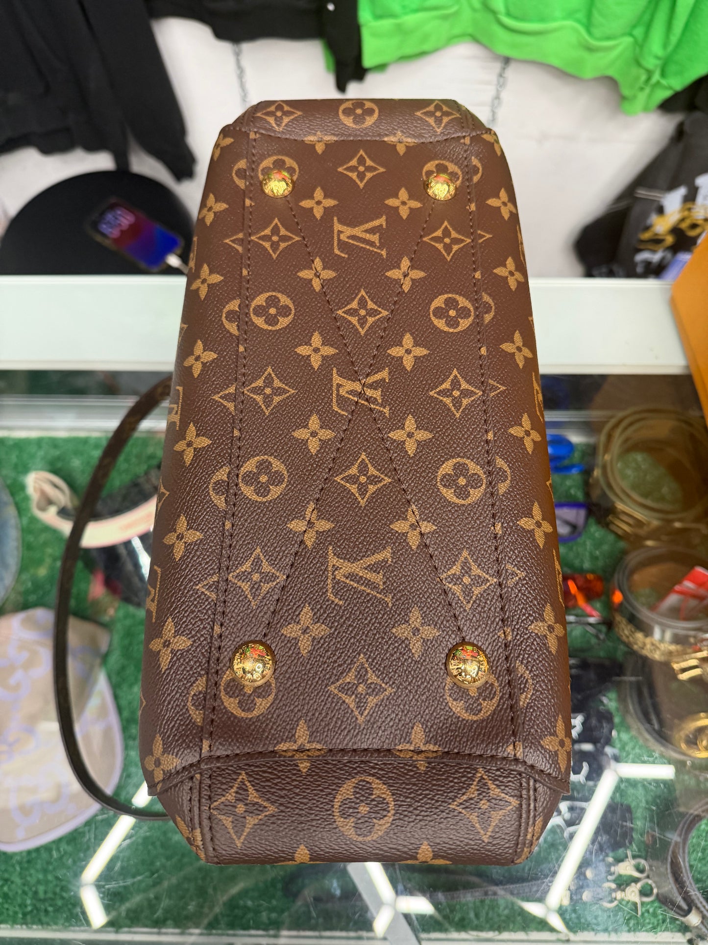 LOUIS VUITTON MONTAIGNE MM HANDBAG (PRE-OWNED)