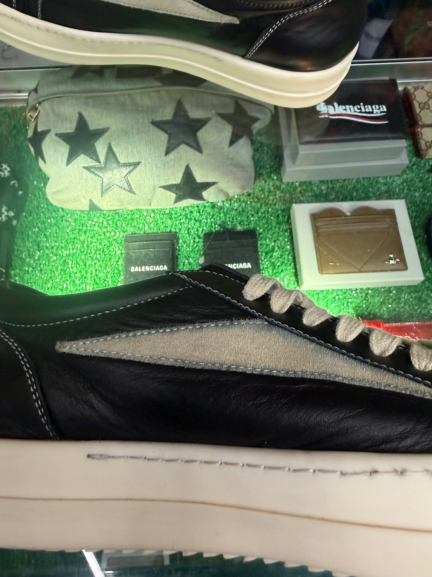 RICK OWENS MAIN LINE VINTAGE SNEAKER (PRE-OWNED W/ BOX)