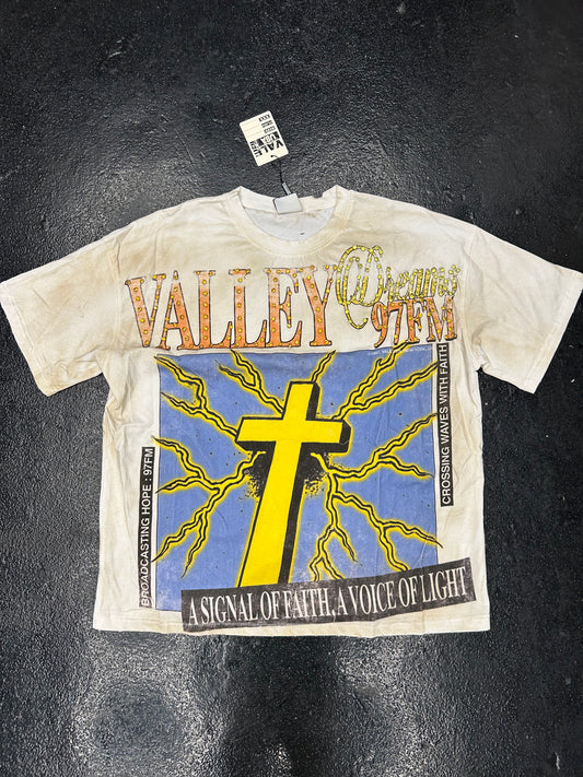 VALE VALLEY DREAMS CROSS LIGHTNING CREAM TEE (BRAND NEW)