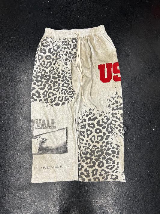 VALE VALLEY USA CHEETAH PRINT GREY SWEATPANTS (BRAND NEW)