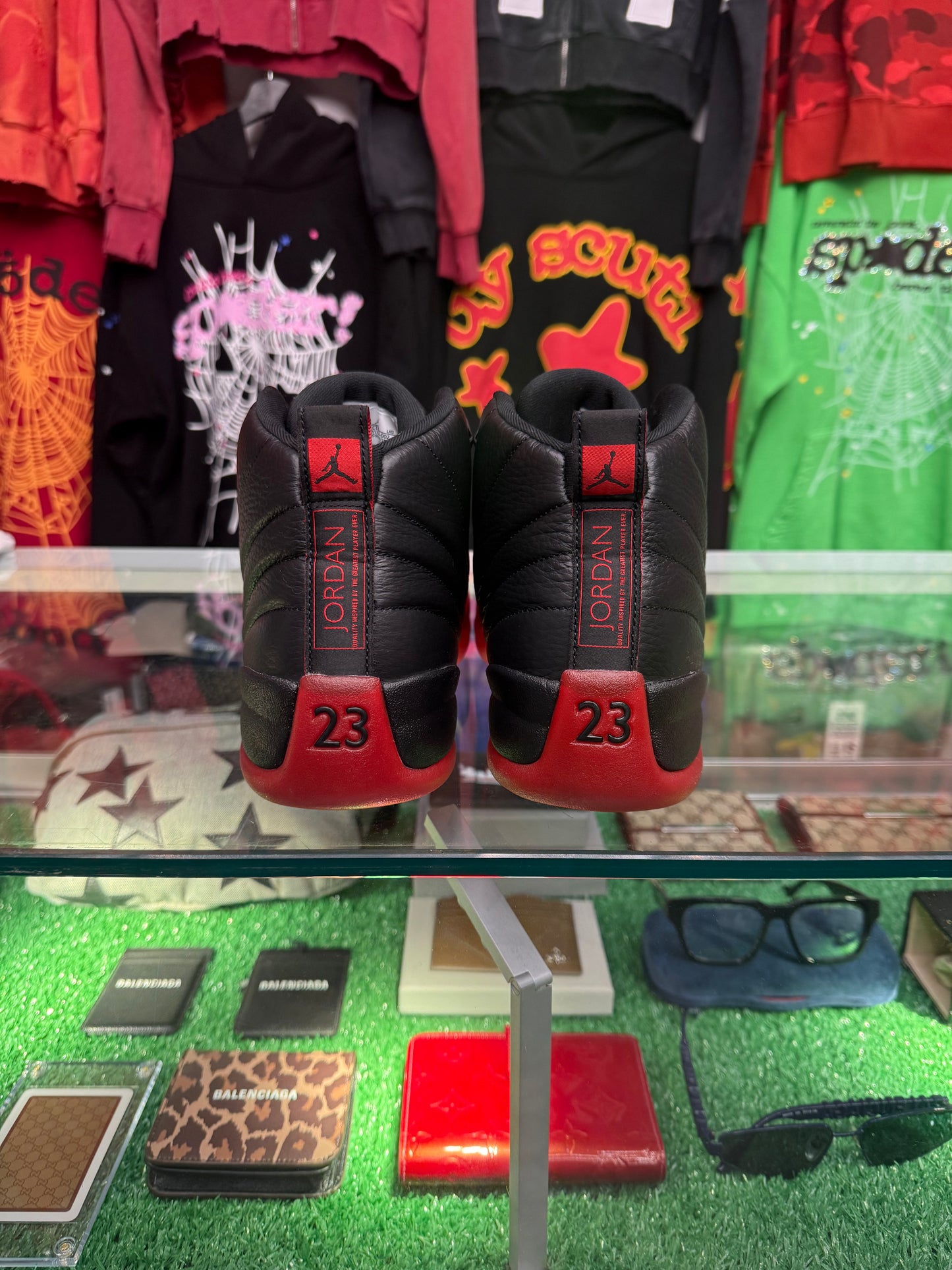 JORDAN RETRO 12 FLU GAME (PRE-OWNED W/ BOX)