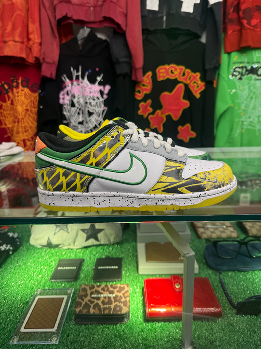 NIKE DUNK LOW WHAT THE DUCK UNIVERSITY OF OREGON PE (PRE-OWNED W/ BOX)