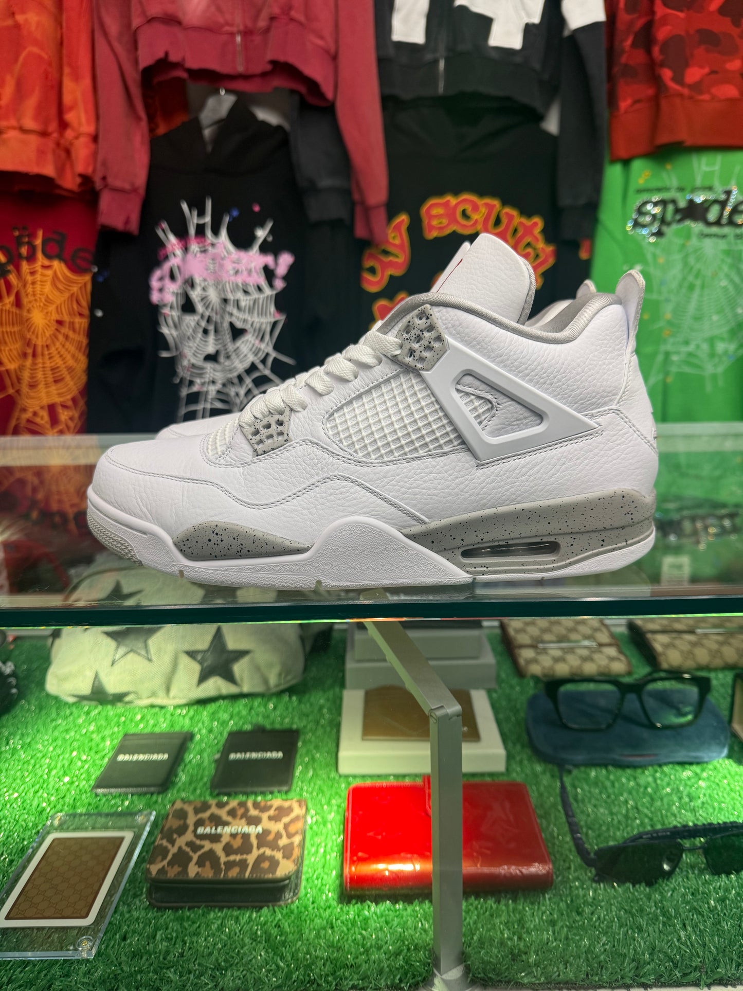 JORDAN 4 RETRO WHITE OREO (PRE-OWNED W/ BOX)