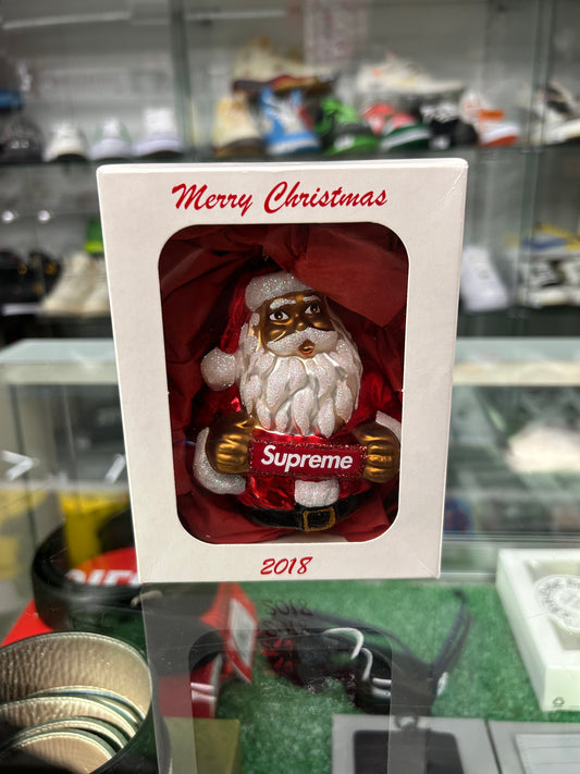 SUPREME SANTA CLAUSE CHRISTMAS ORNAMENT (BRAND NEW)
