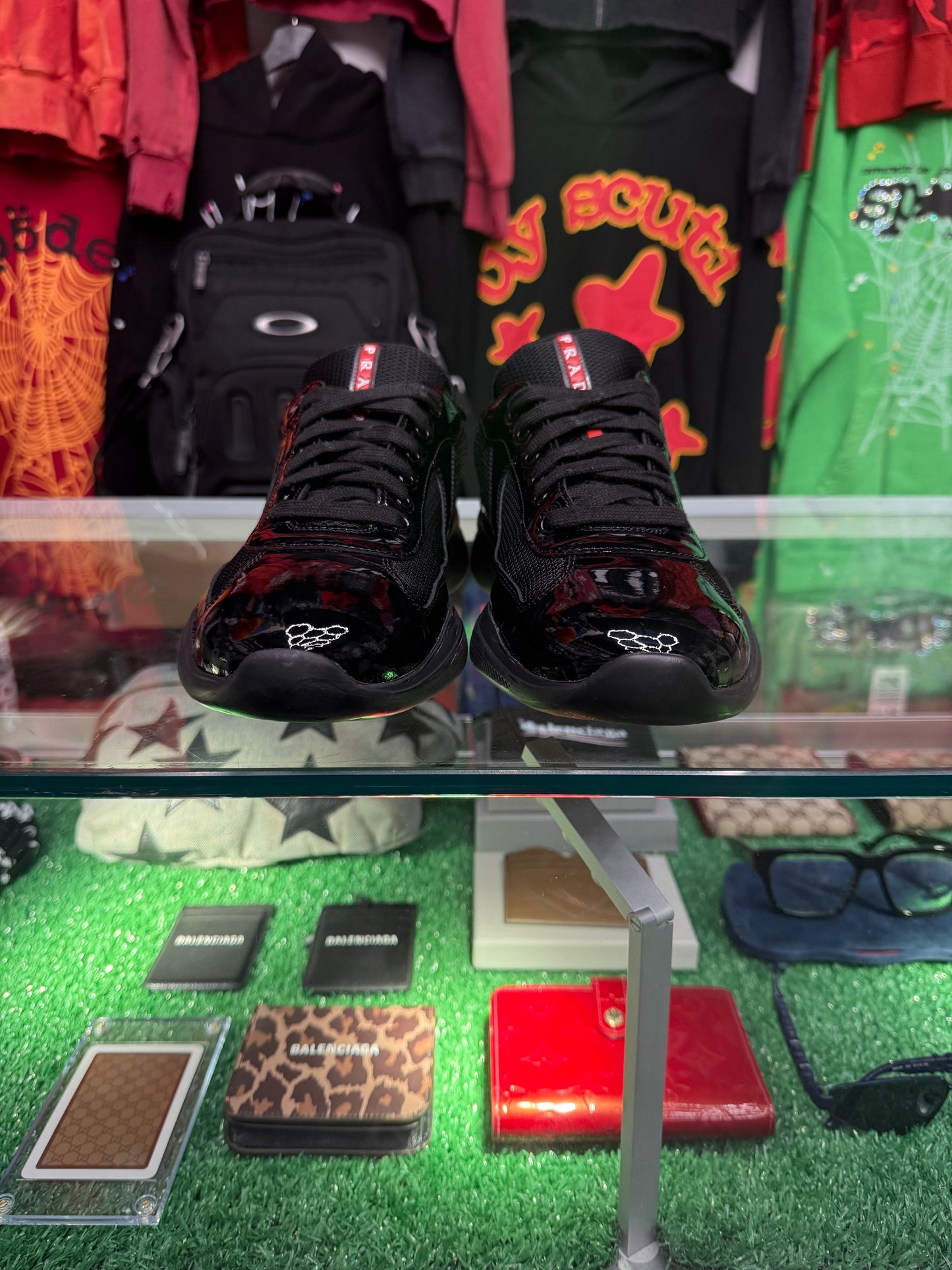 PRADA AMERICA CUPS PATENT LEATHER (PRE-OWNED NO BOX)