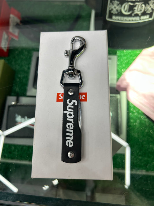 SUPREME POCKET KNIFE (BRAND NEW)