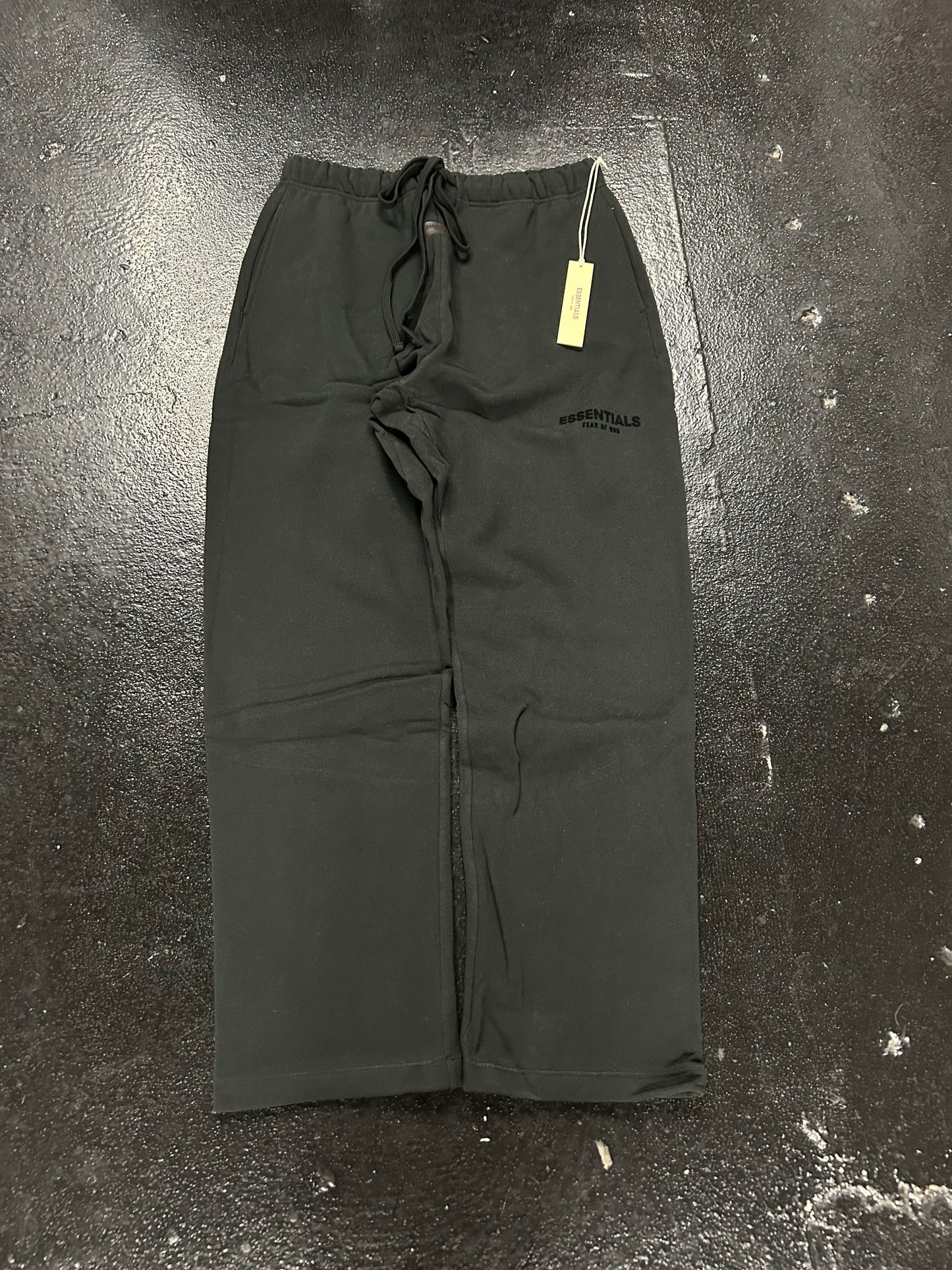 ESSENTIALS FEAR OF GOD OPEN CUFF SWEATPANTS  (BRAND NEW)