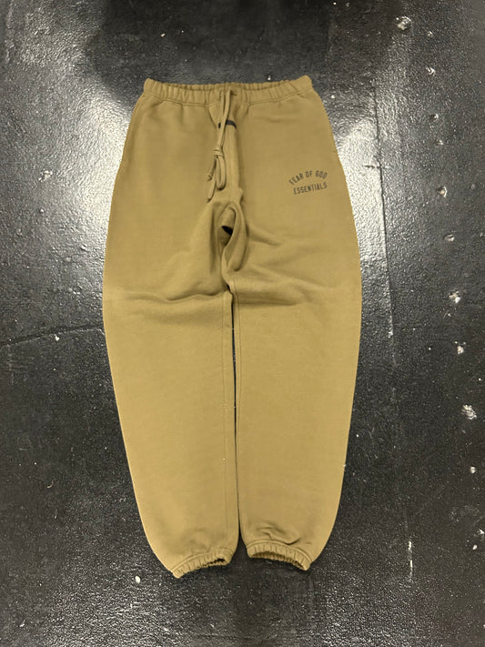 ESSENTIALS GREEN CUFFED SWEATPANTS (BRAND NEW)