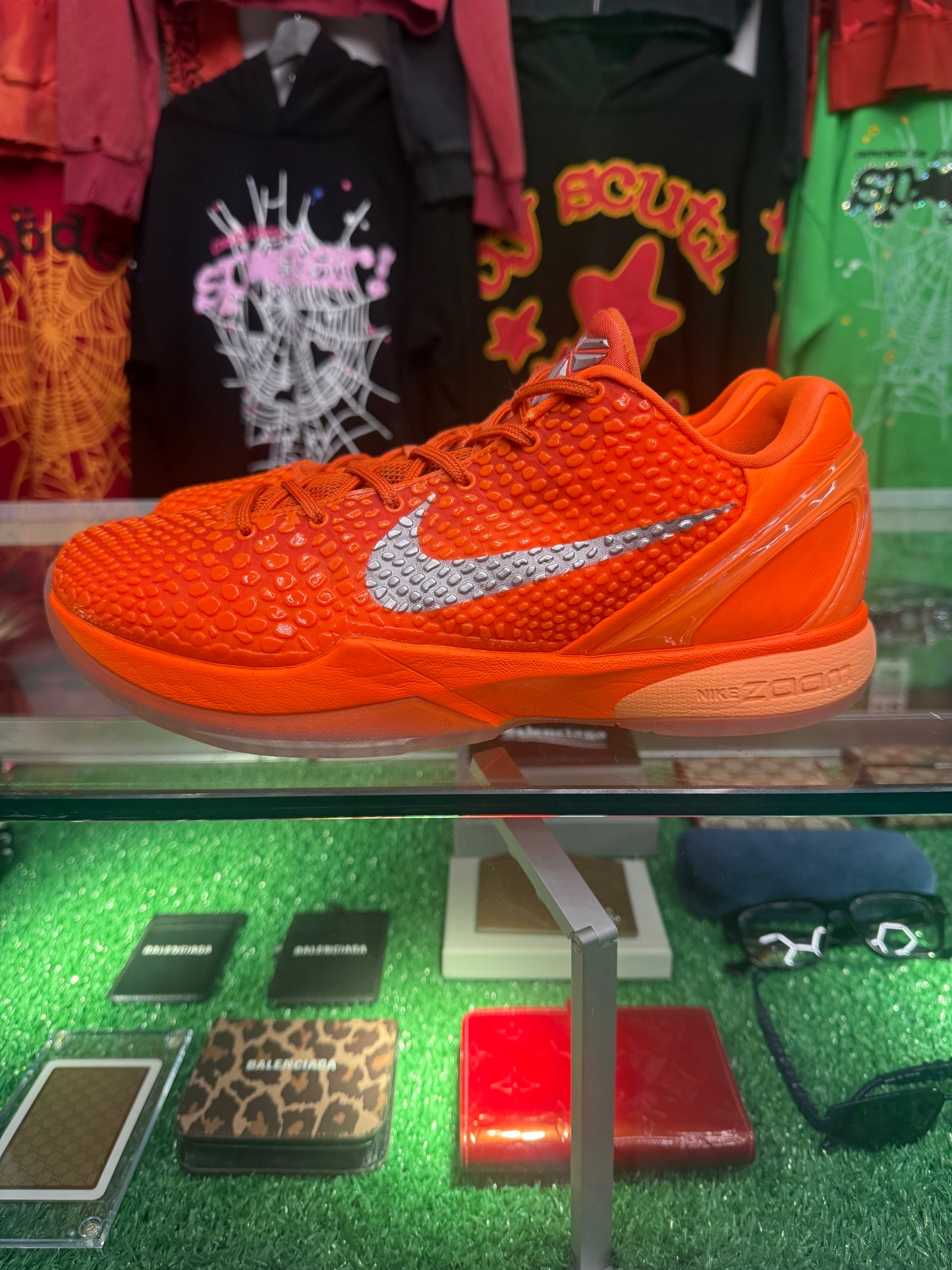 KOBE 6 PROTO ORANGE (PRE-OWNED W/ BOX)