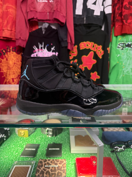 JORDAN RETRO 11 GAMMA BLUE (PRE-OWNED W/ BOX)