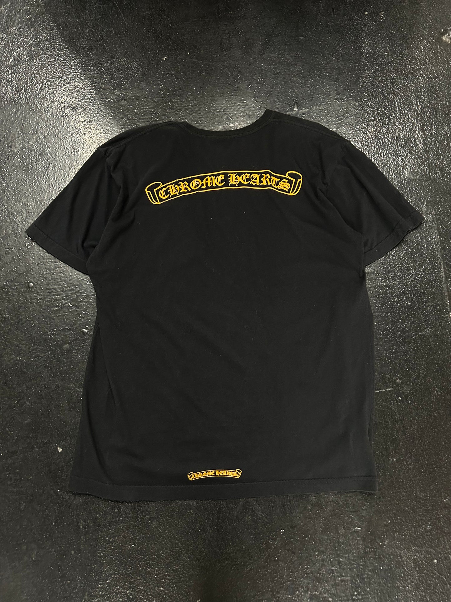 CHROME HEARTS YELLOW BLACK SHORTSLEEVED TEE (PRE-OWNED)