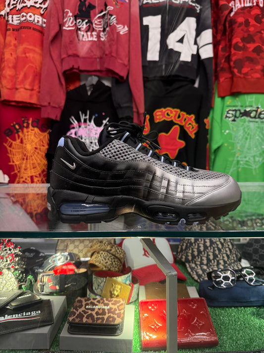 AIR MAX 95 BIG BUBBLE PALACE (PRE-OWNED W/ BOX)