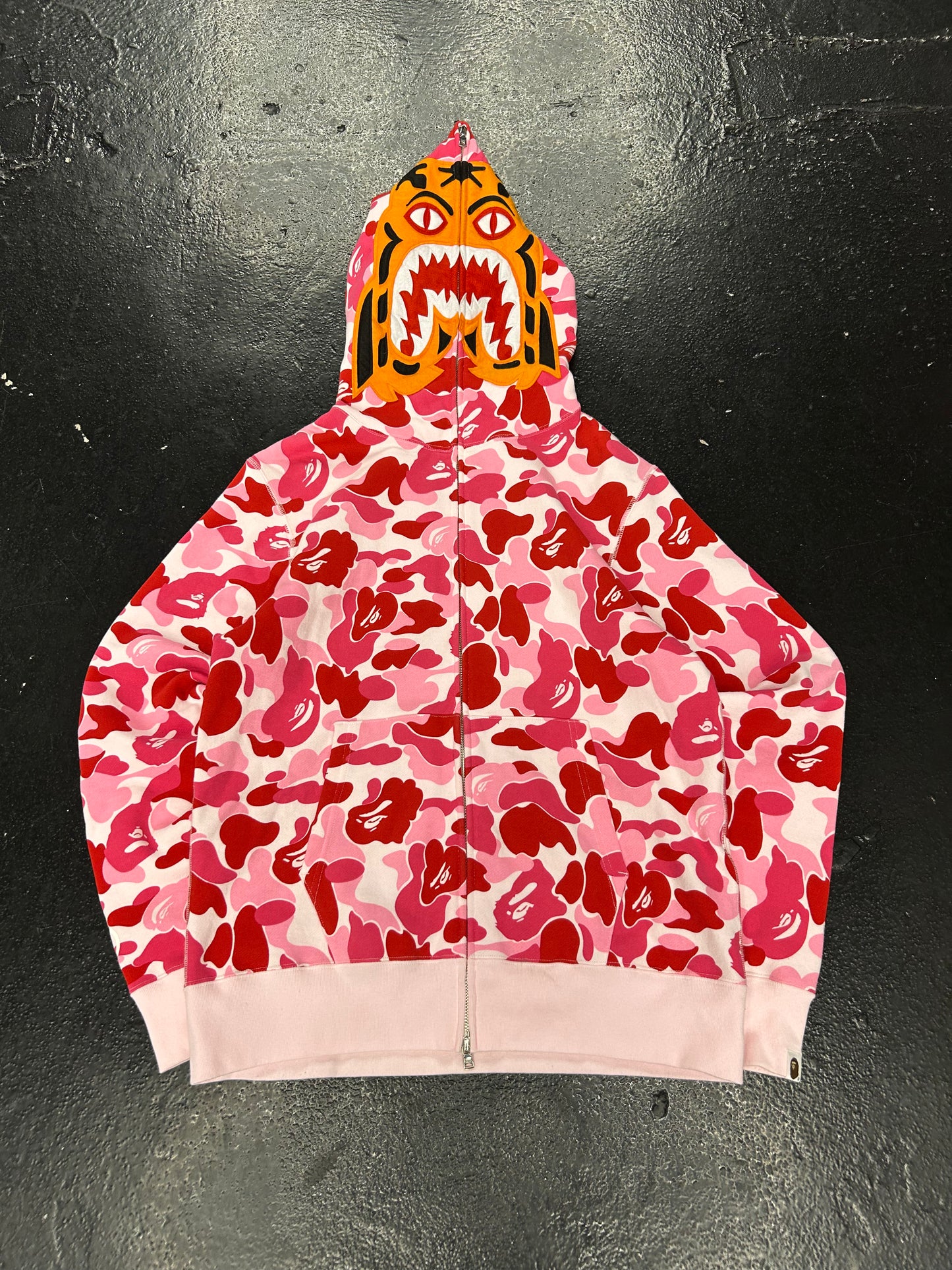 BAPE PINK CAMO SHARKTOOTH ZIP UP (VNDS)