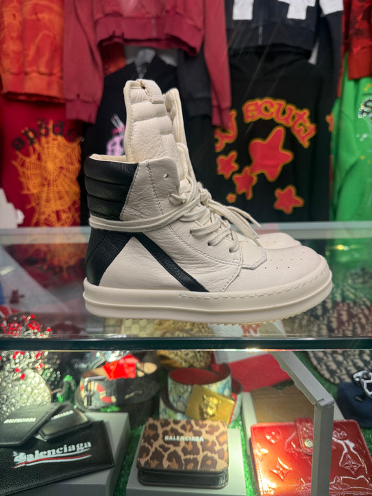 RICK OWENS KIDS GEOBASKETS (PRE-OWNED W/ BOX)