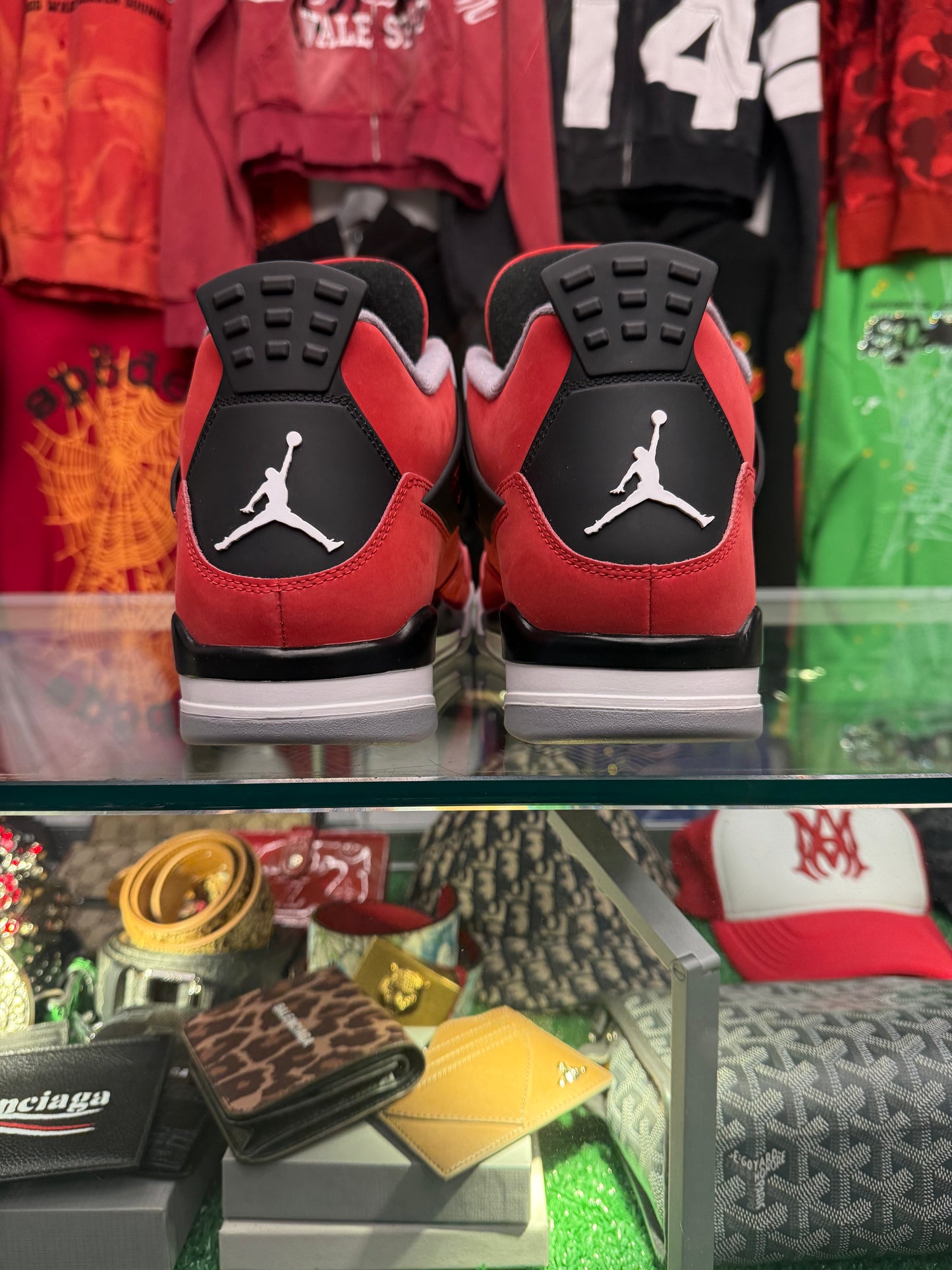 AIR JORDAN 4 RETRO TORO BRAVO (PRE-OWNED W/ BOX)