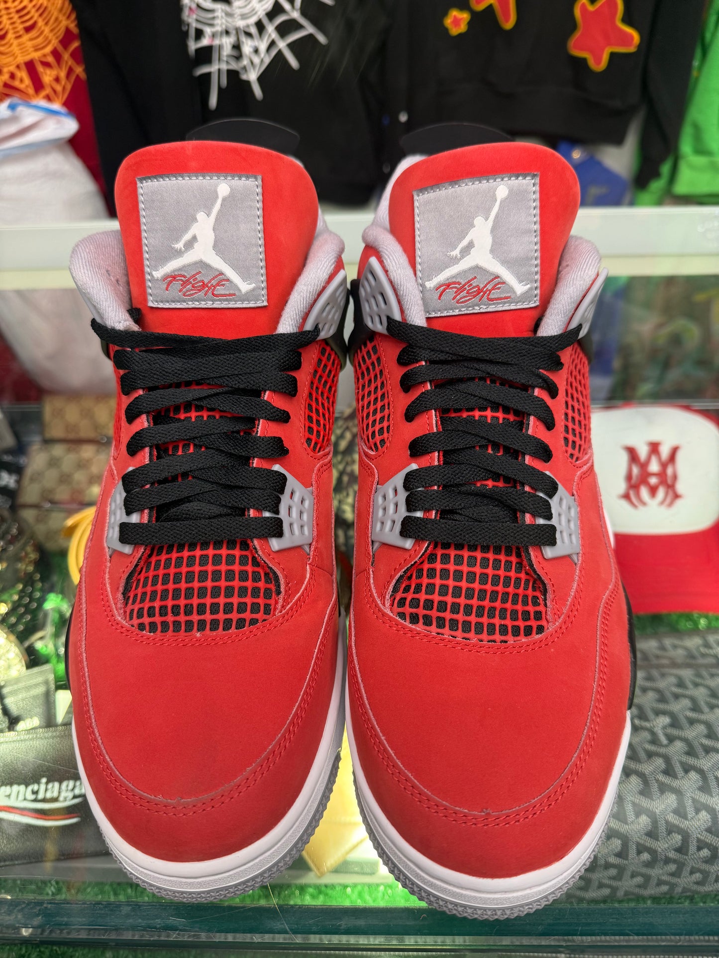 AIR JORDAN 4 RETRO TORO BRAVO (PRE-OWNED W/ BOX)