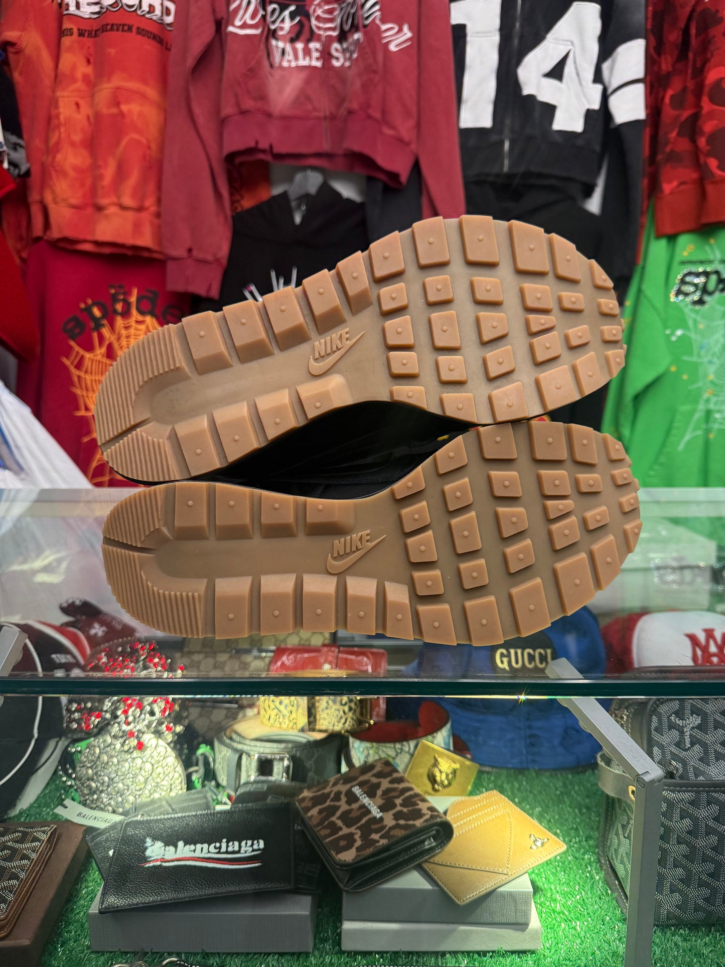 SACAI X VAPORWAFFLE BLACK GUM (PRE-OWNED W/ BOX)