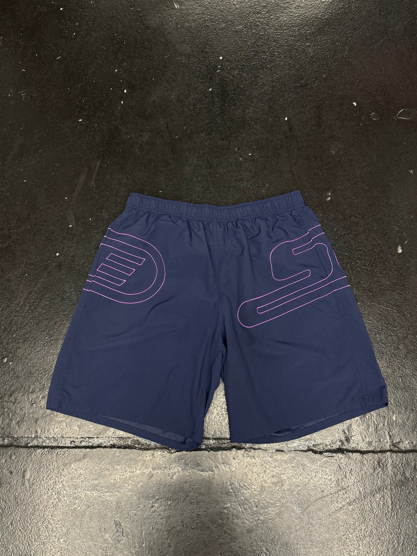 SUPREME BIG LOGO NYLON SHORTS (PRE-OWNED)