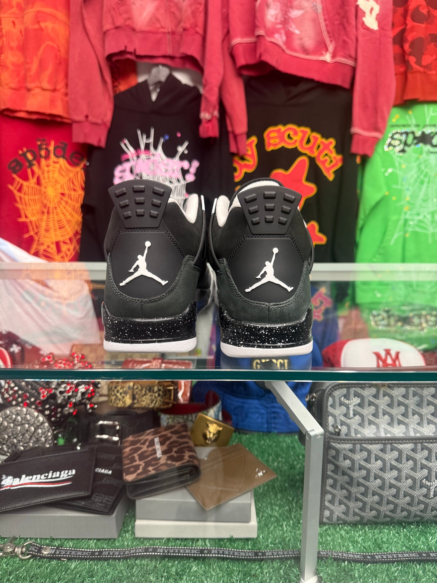 AIR JORDAN 4 RETRO FEAR (PRE-OWNED W/ BOX)