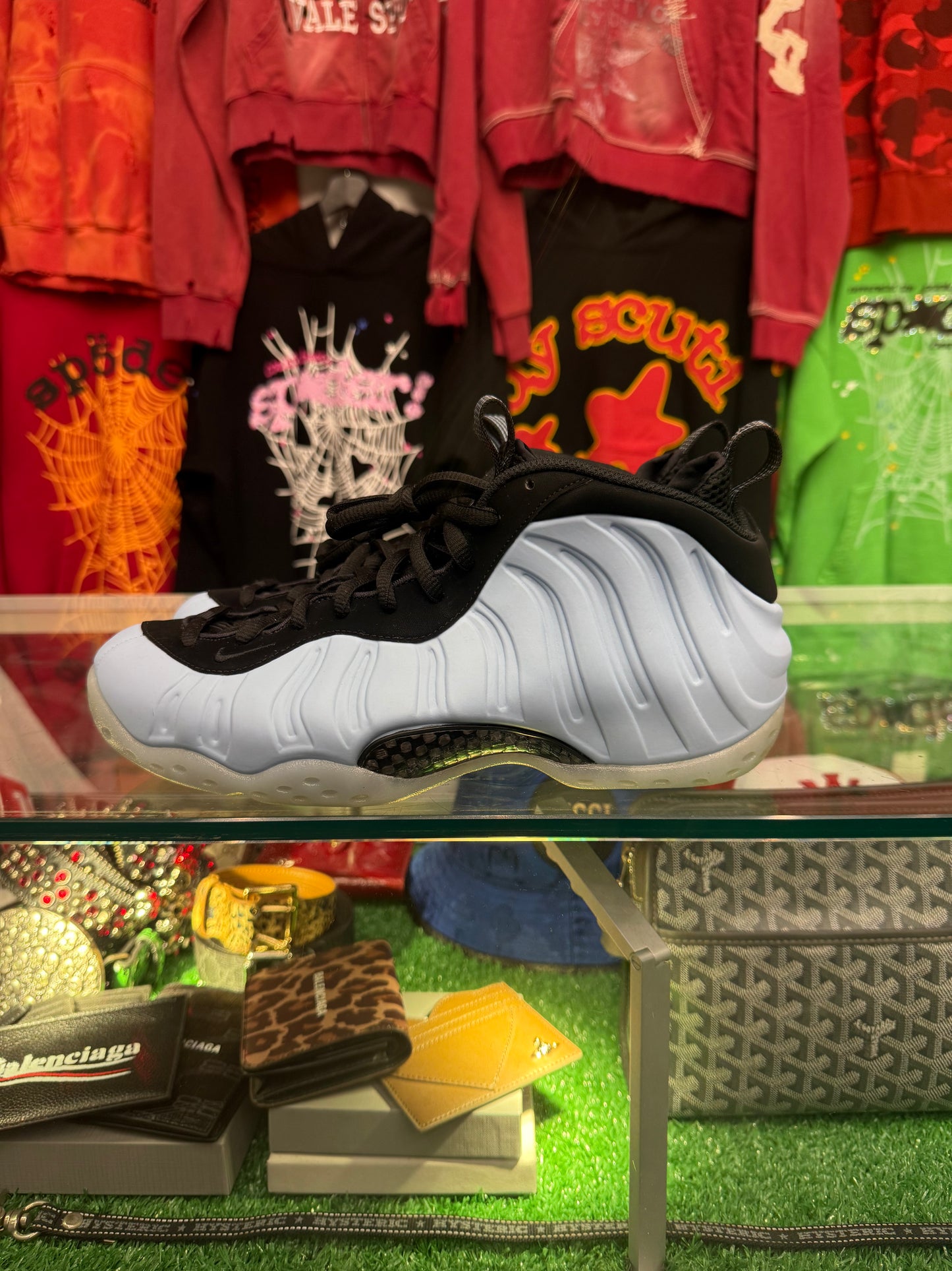 AIR FOAMPOSITE ONE PSYCHIC  BLUE (PRE-OWNED NO BOX)