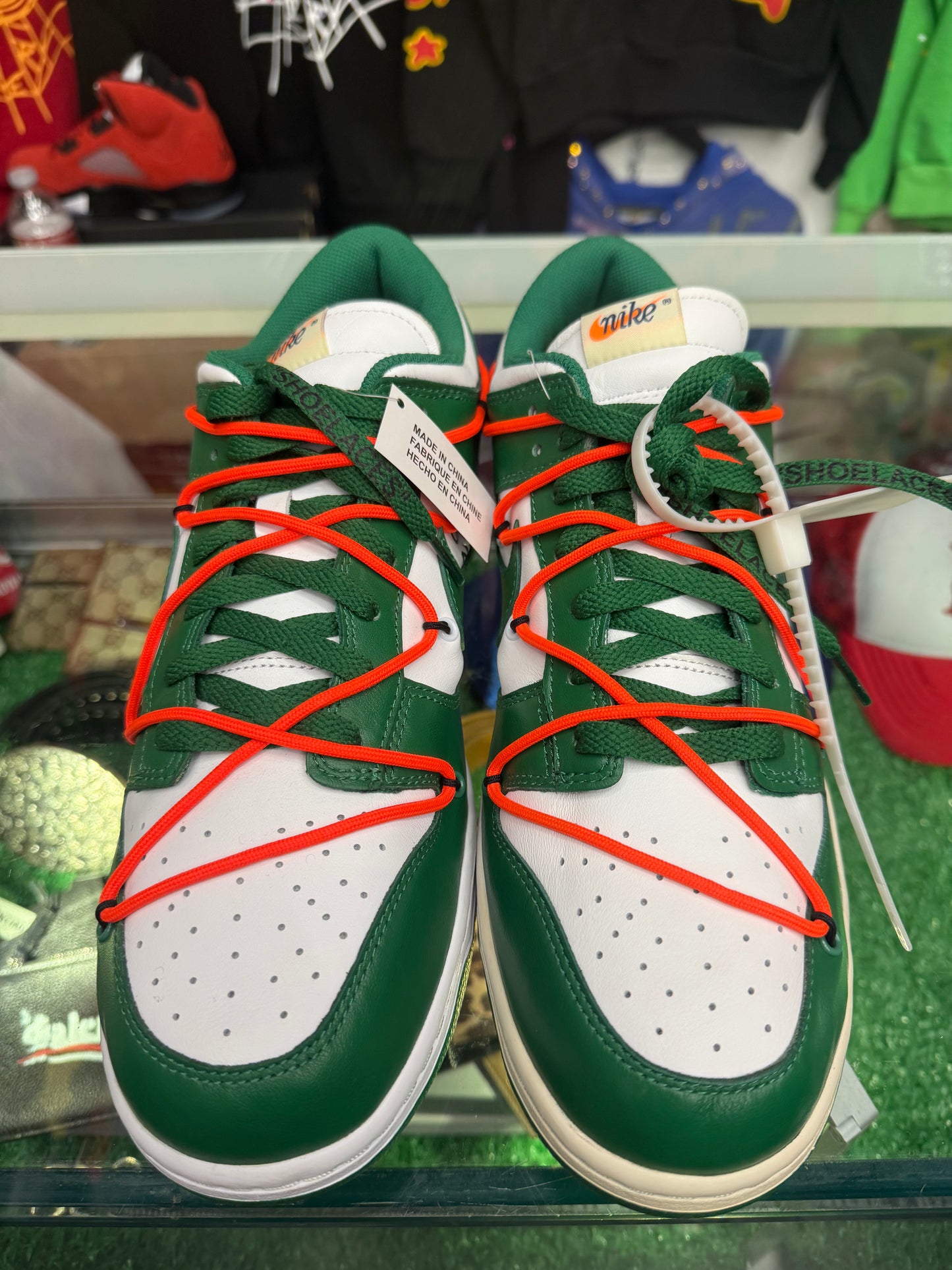 DUNK LOW PINE GREEN OFF-WHITE (BRAND NEW)
