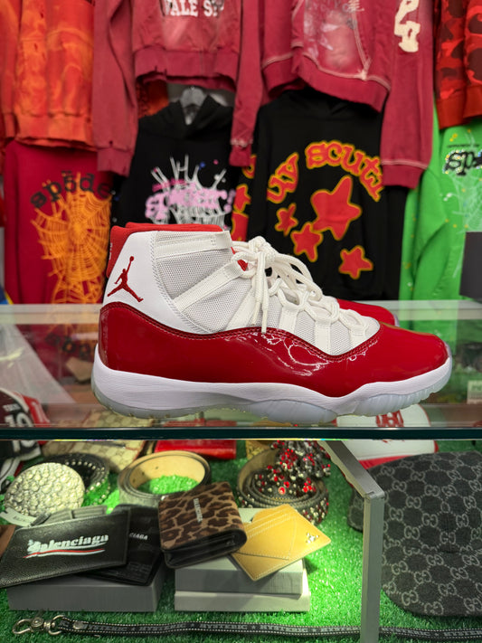 JORDAN 11 CHERRY (PRE-OWNED W/ BOX)