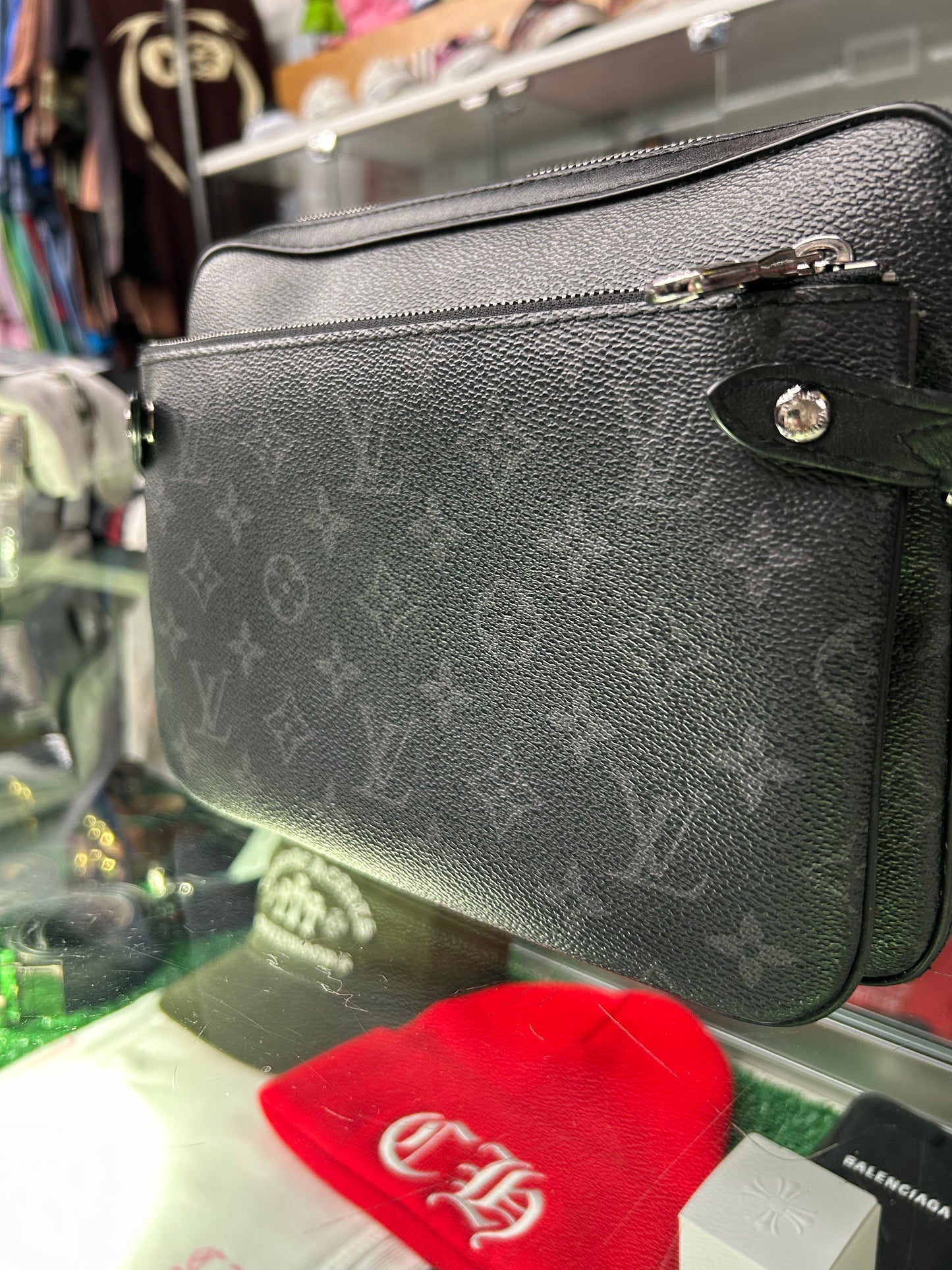 LOUIS VUITTON TRIO MESSENGER BAG (PRE-OWNED)